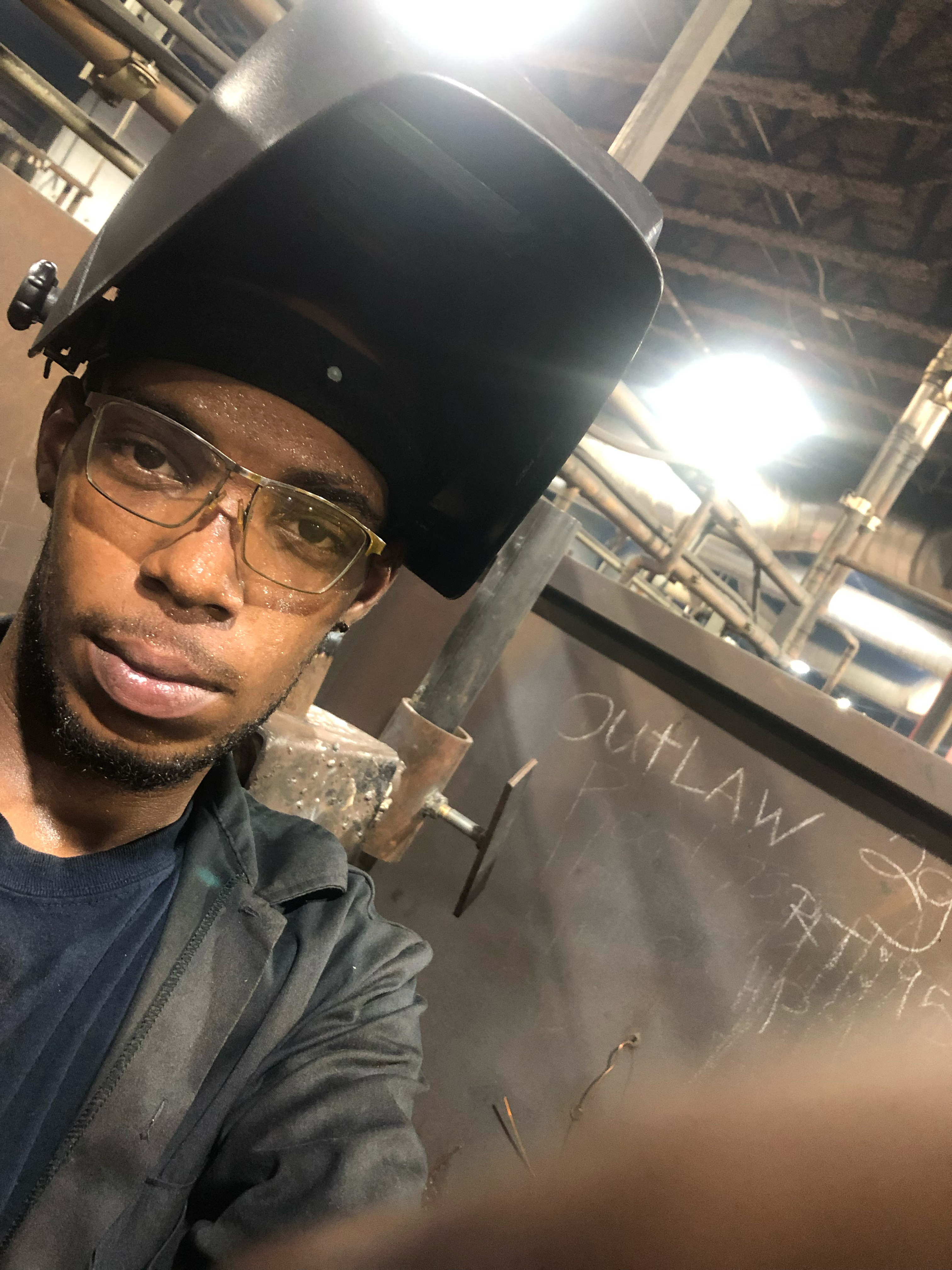 Sion’s welding service logo