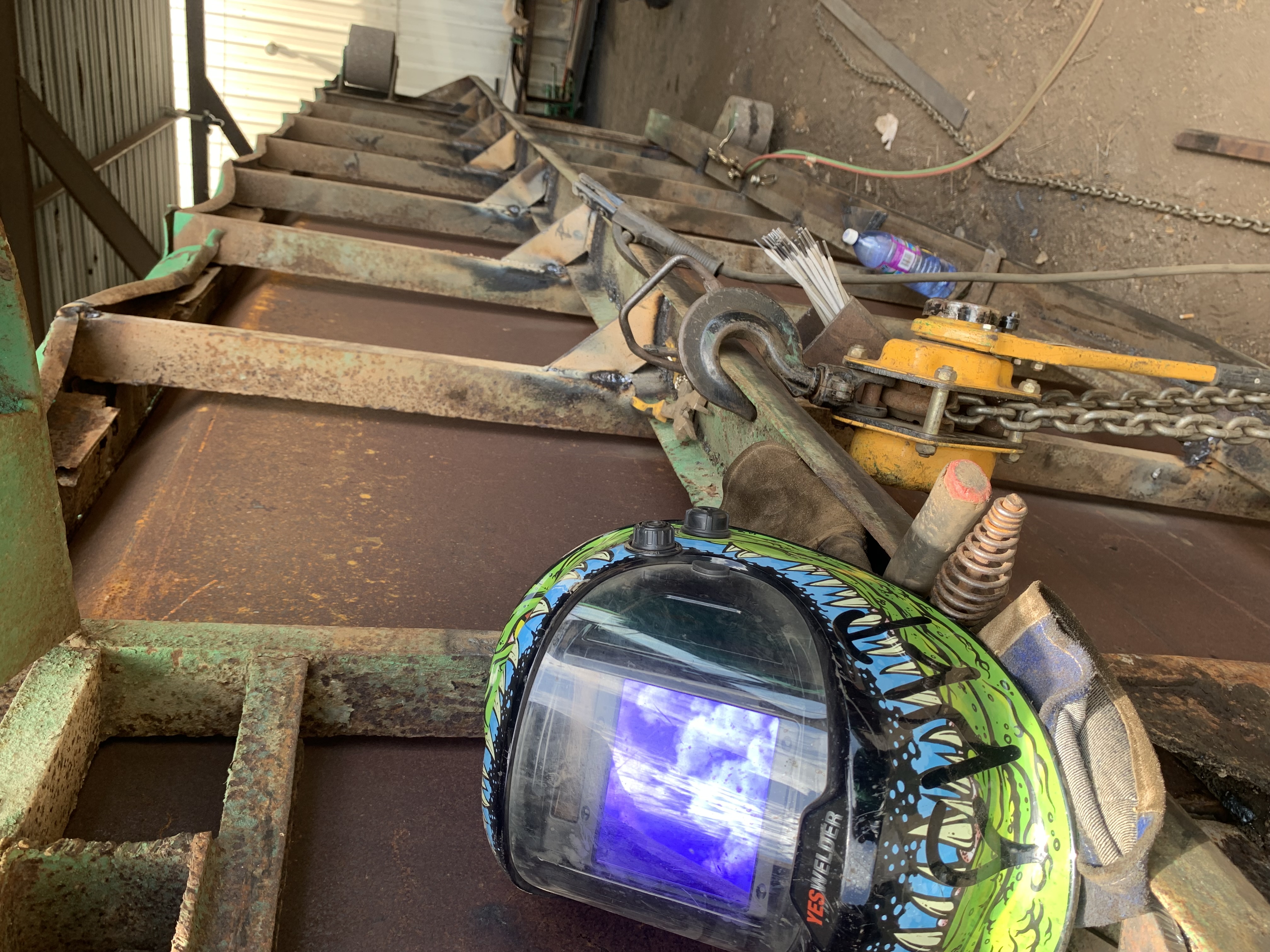 Metal Works logo