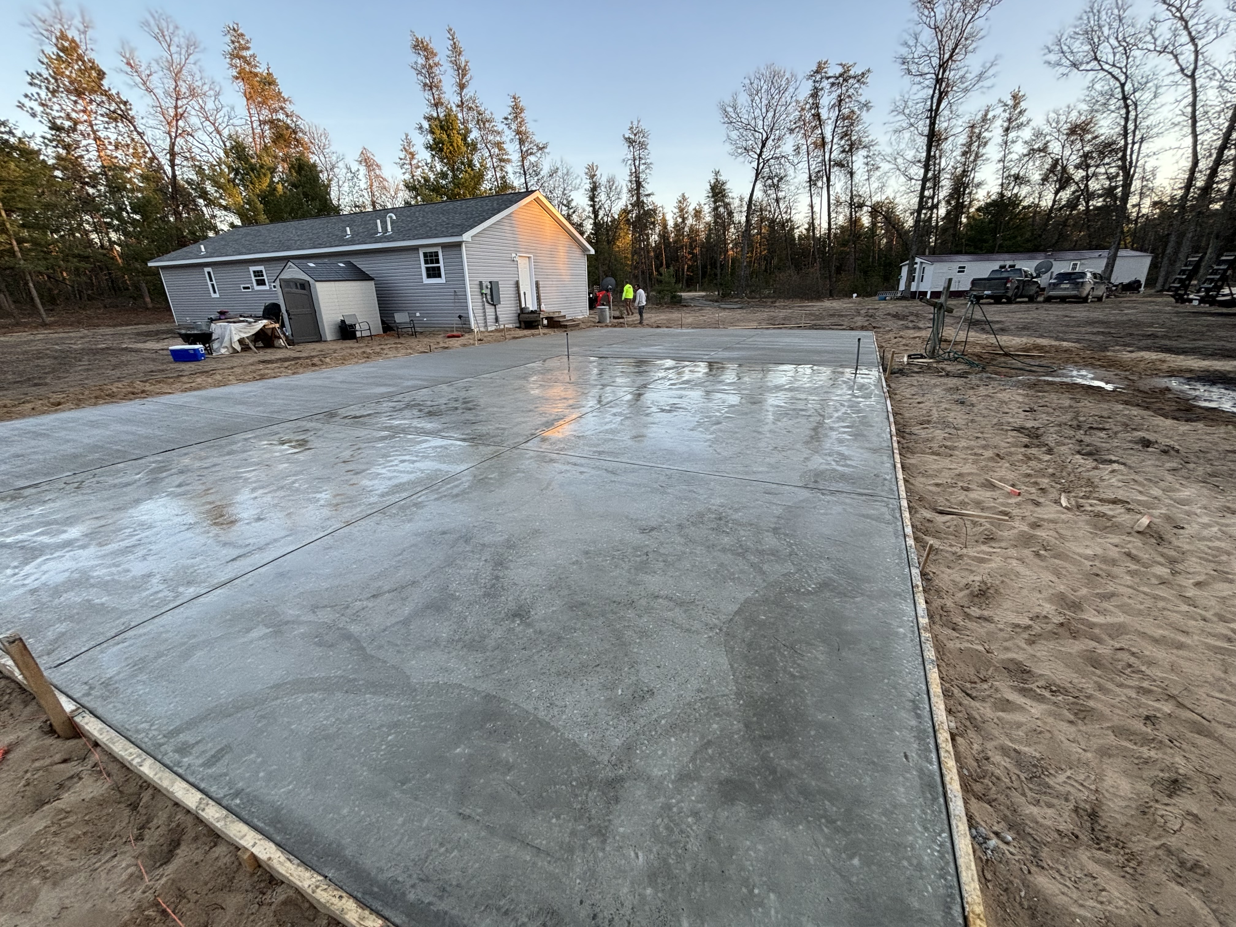 C&C concrete logo