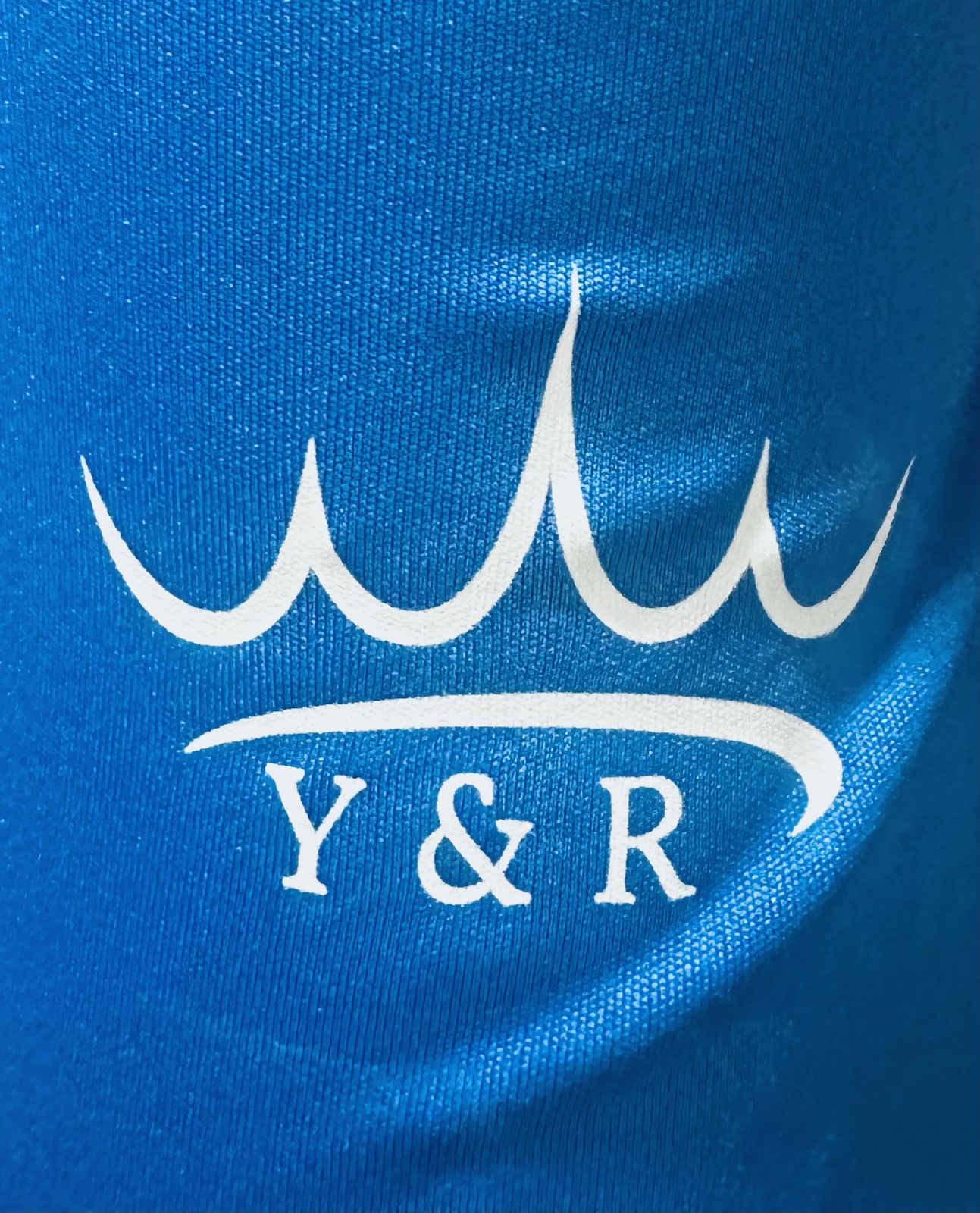 Y&R PRIETO GLASS LLC logo