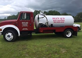 Suzy Q's Septic Services logo