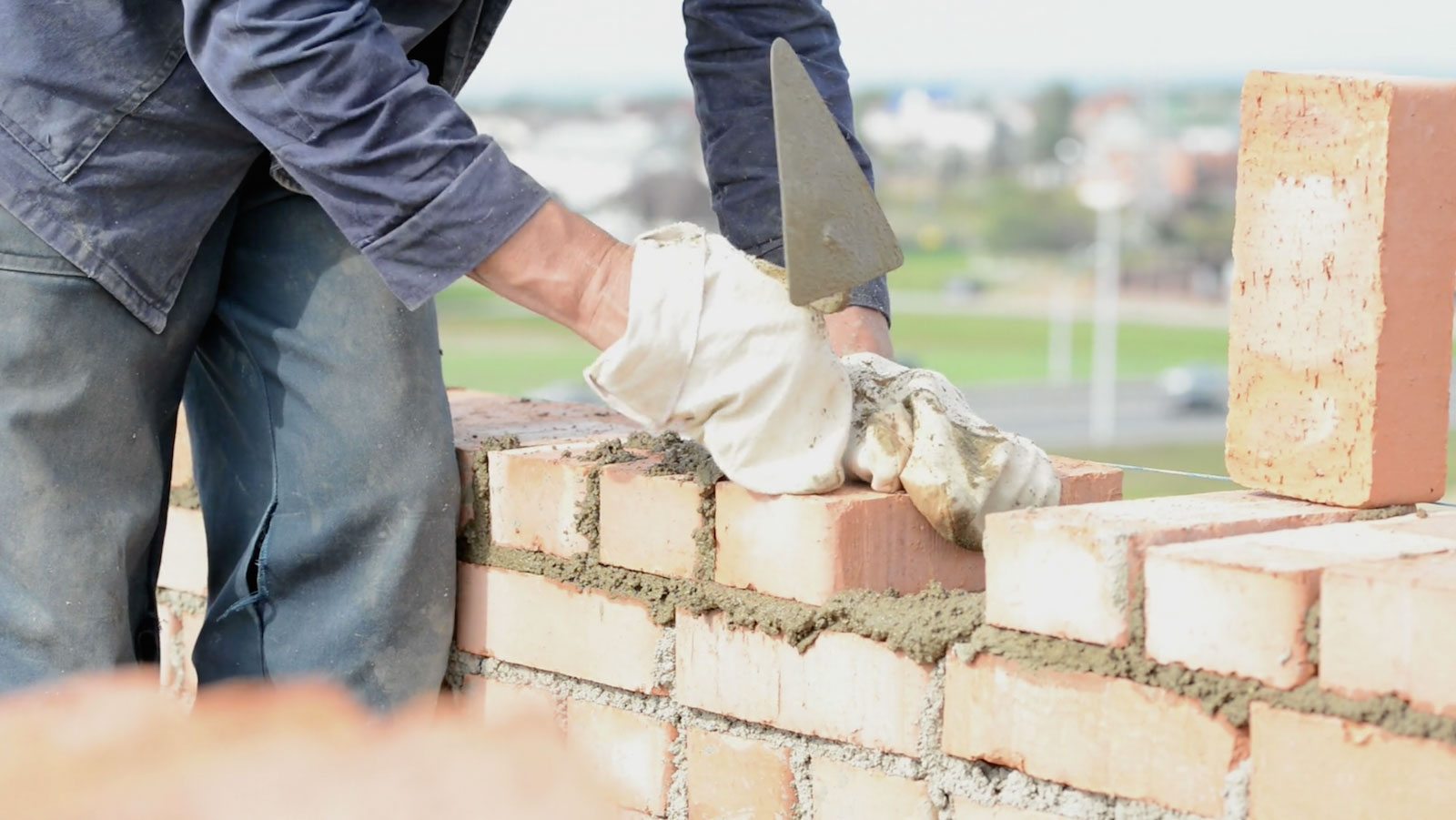 Straightline Masonry logo