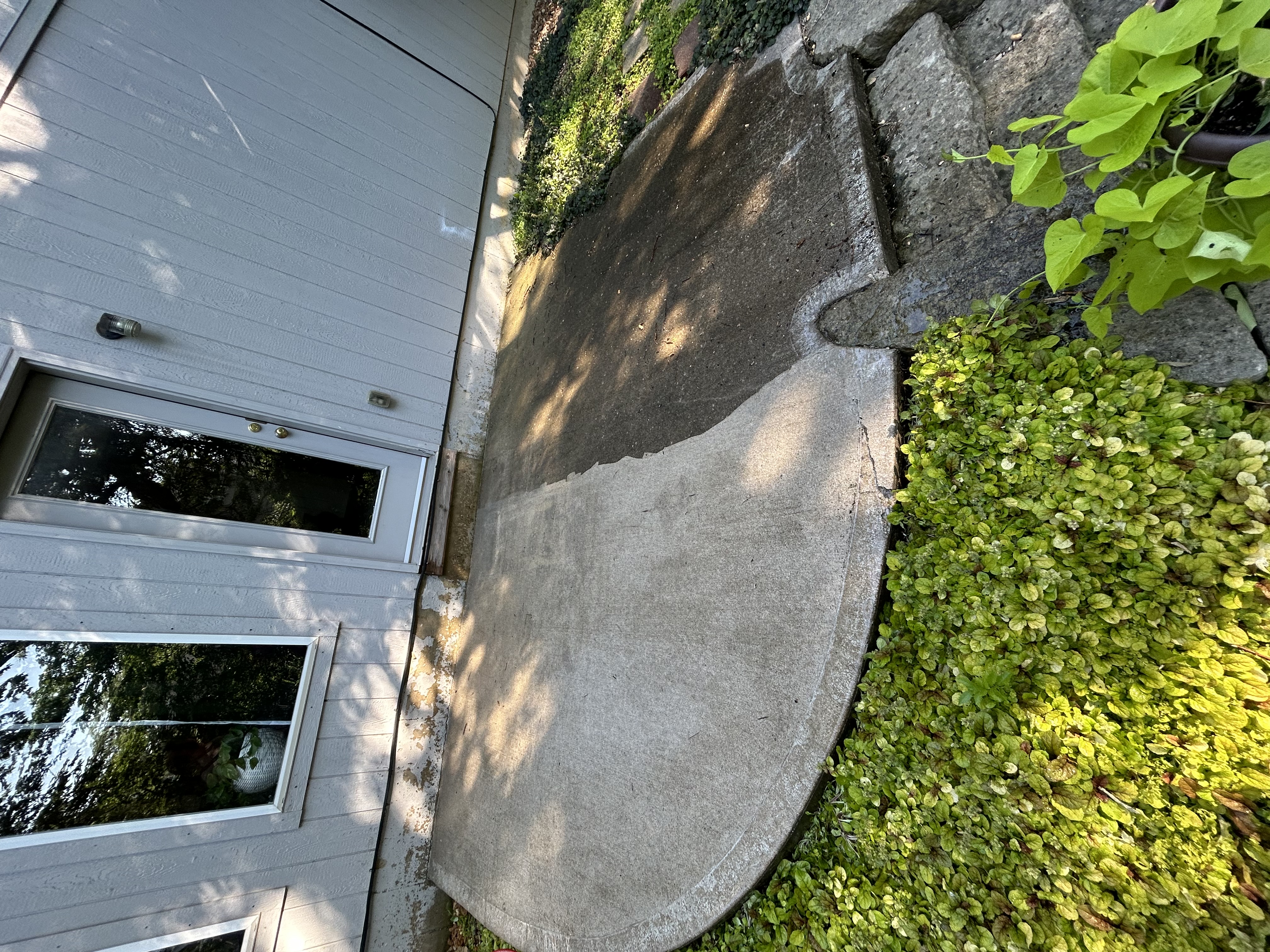 Superior surface solutions logo