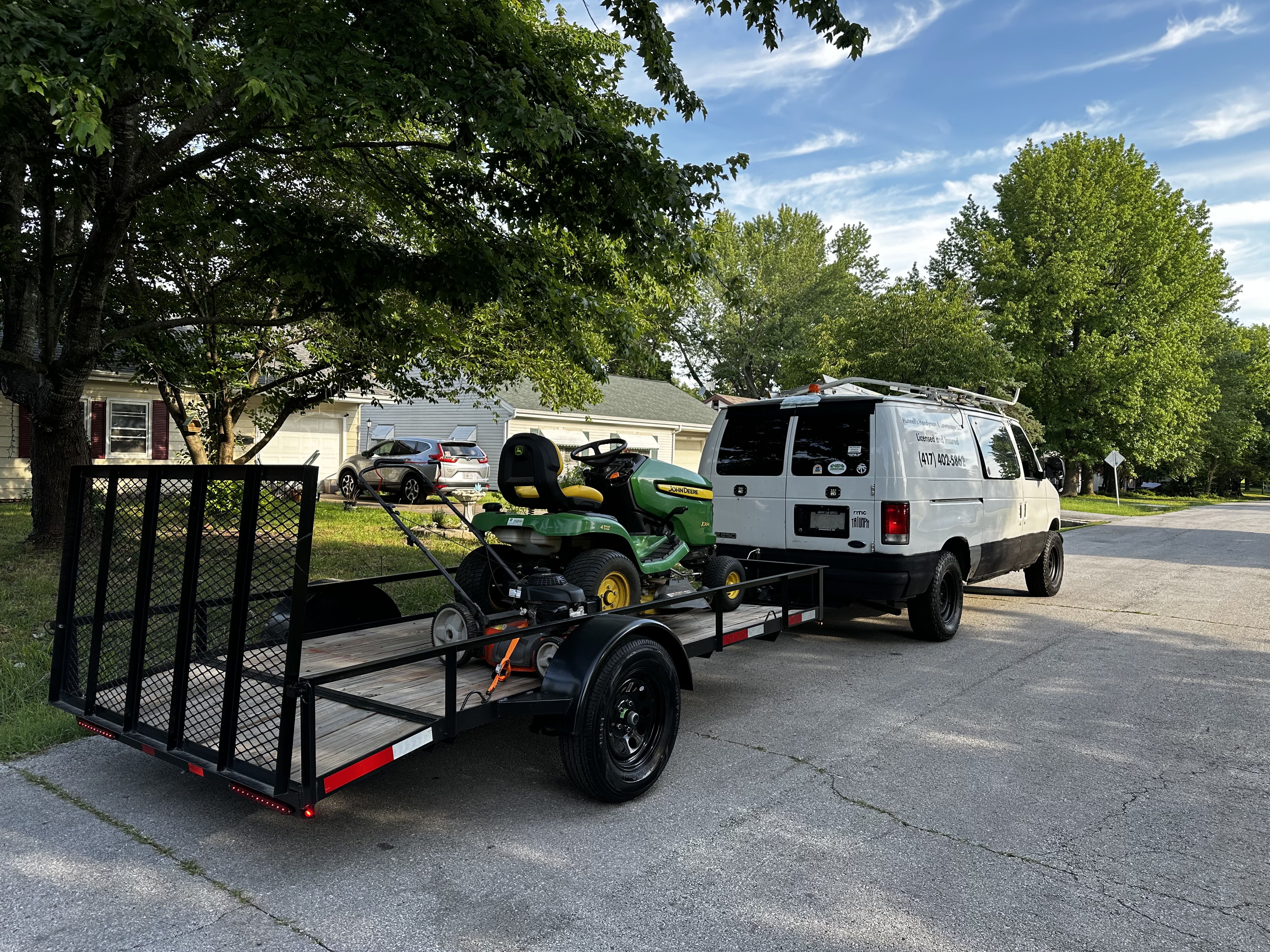 Hunnells Handyman & Lawnscape LLC logo