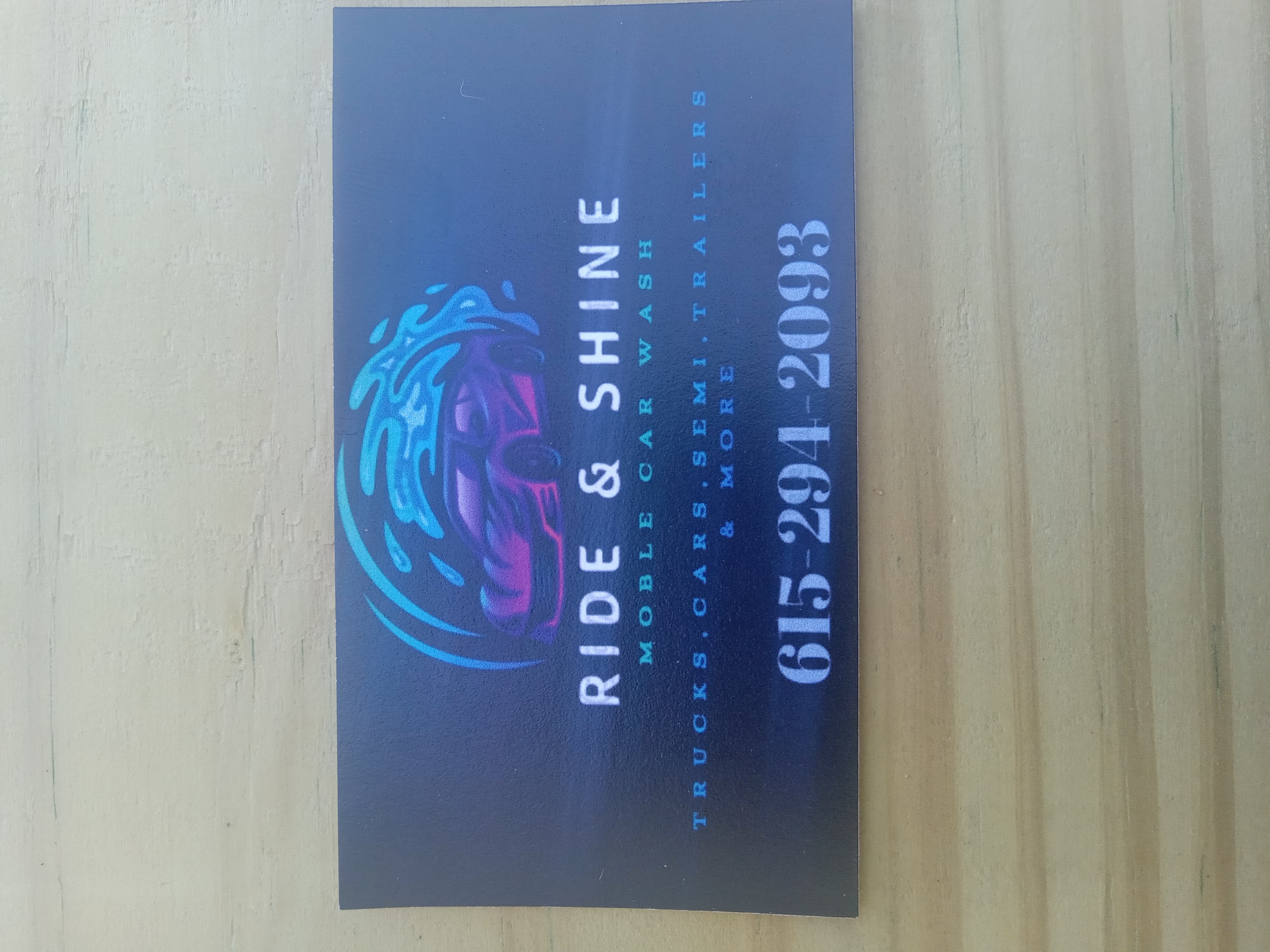 Ride & shine logo