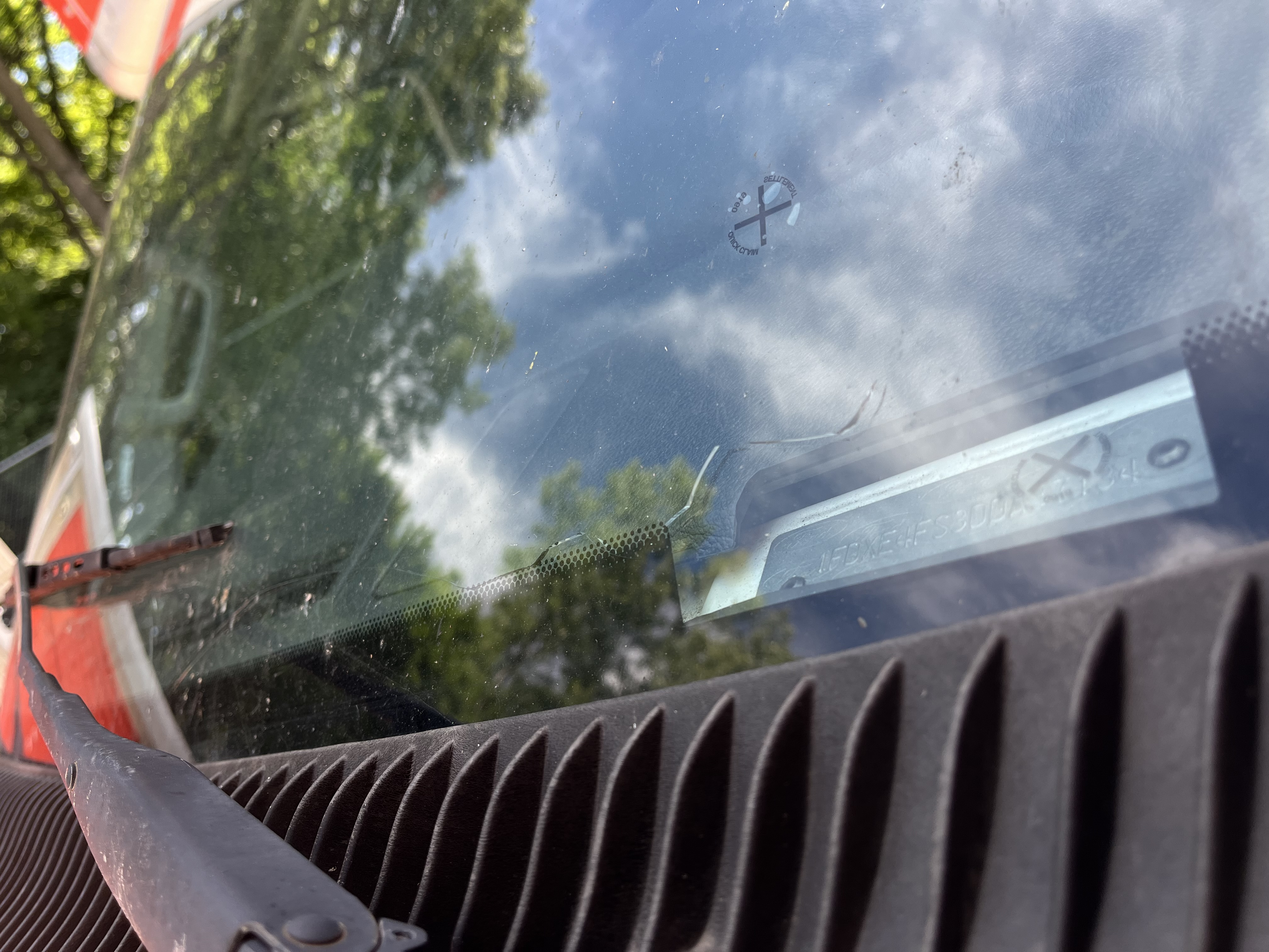 St.Clair’s Cleaner Windows logo
