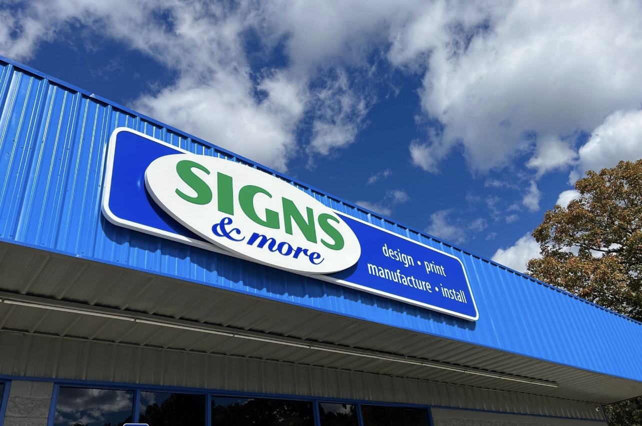 Signs and More, Inc. logo