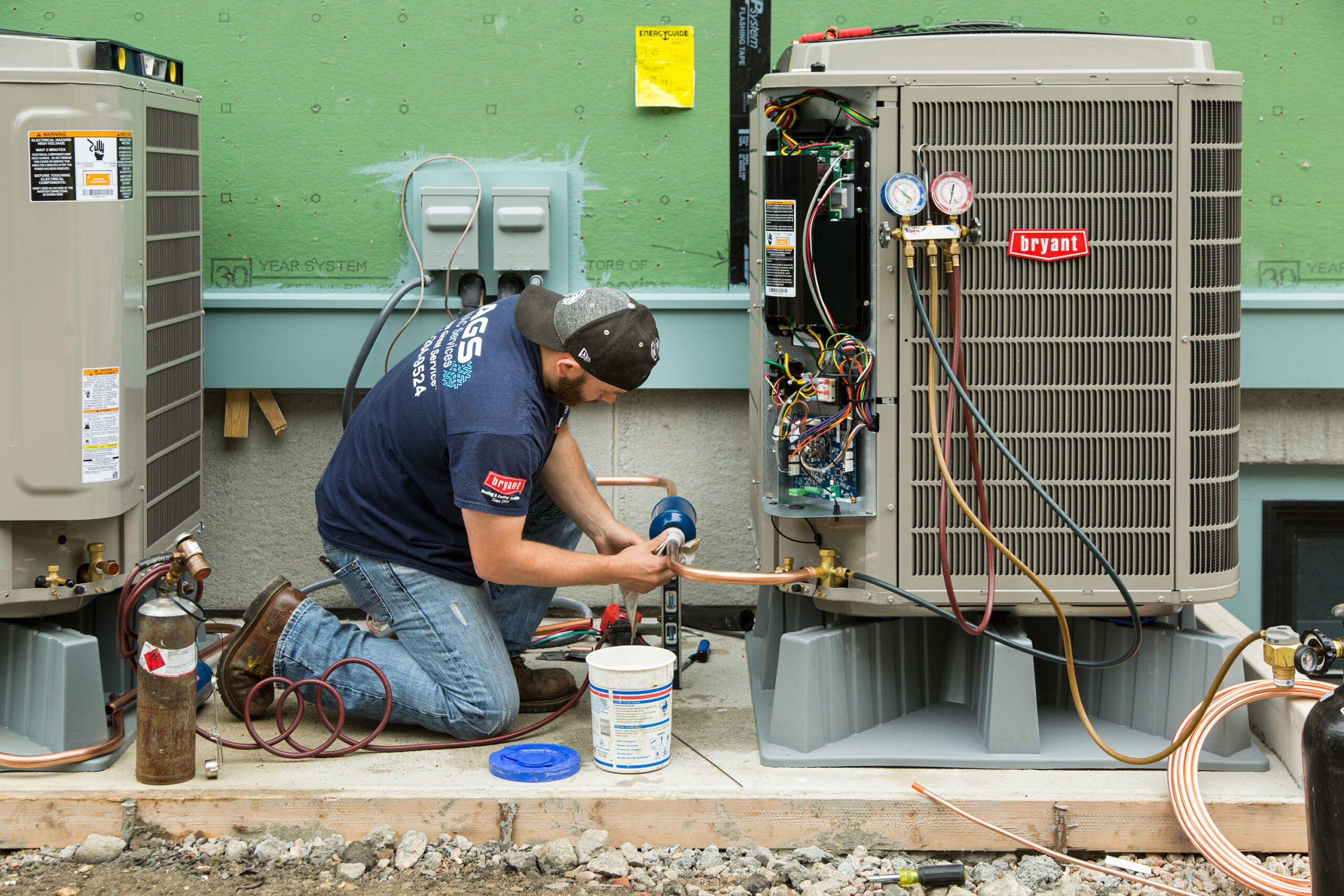 Anna's Heating & Cooling logo