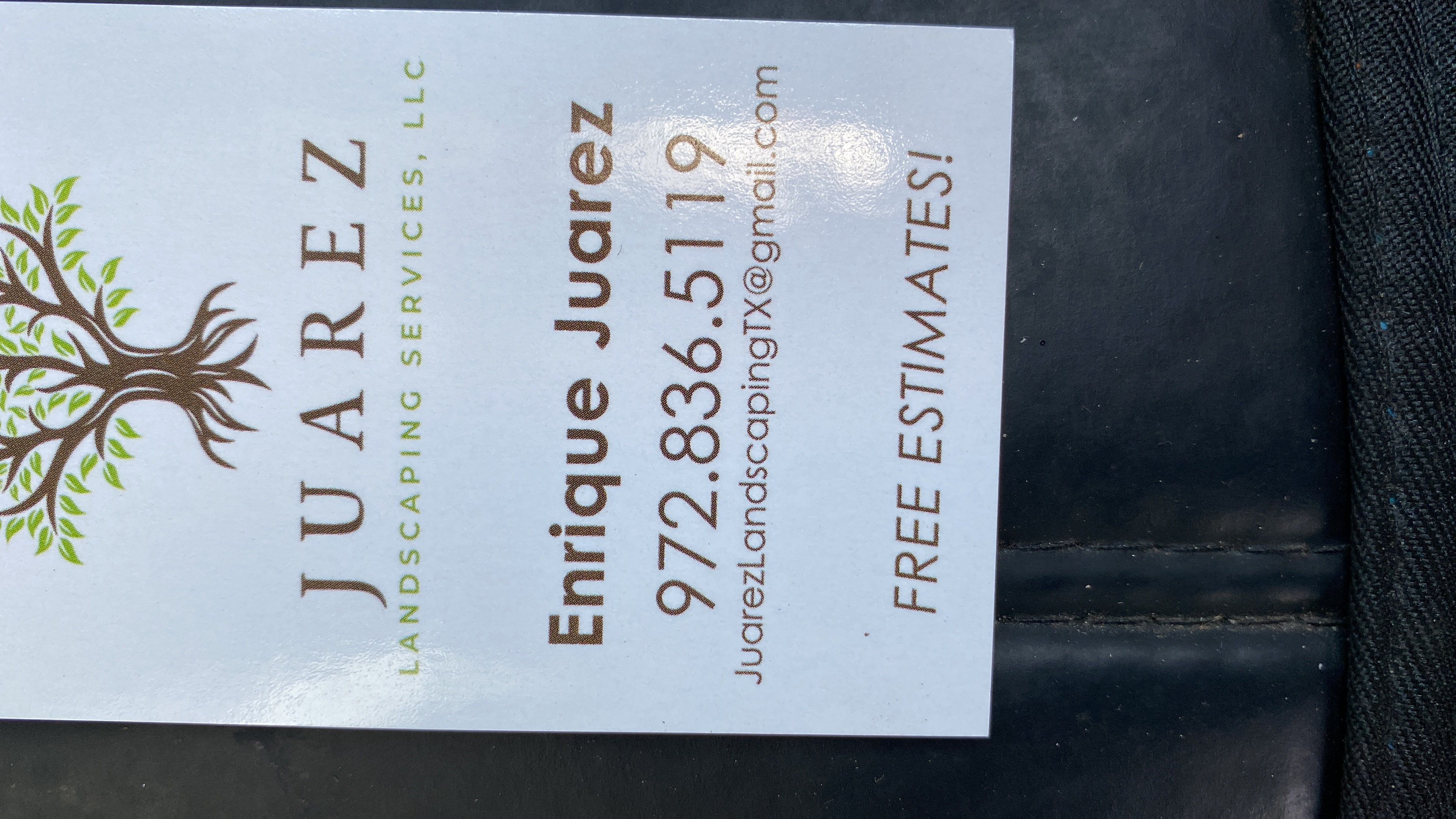 Juárez Landscaping services llc logo