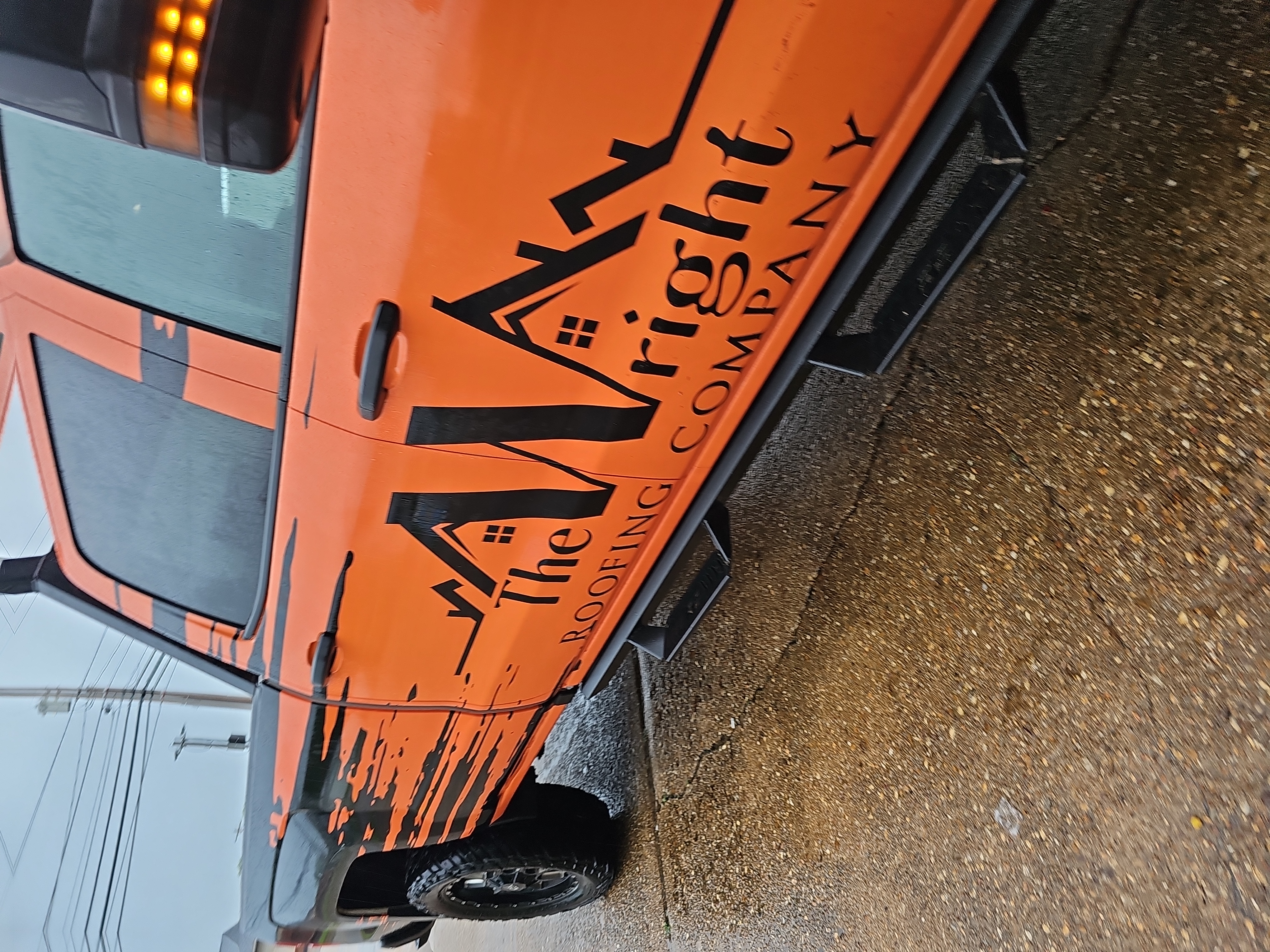 The Wright Roofing Company logo