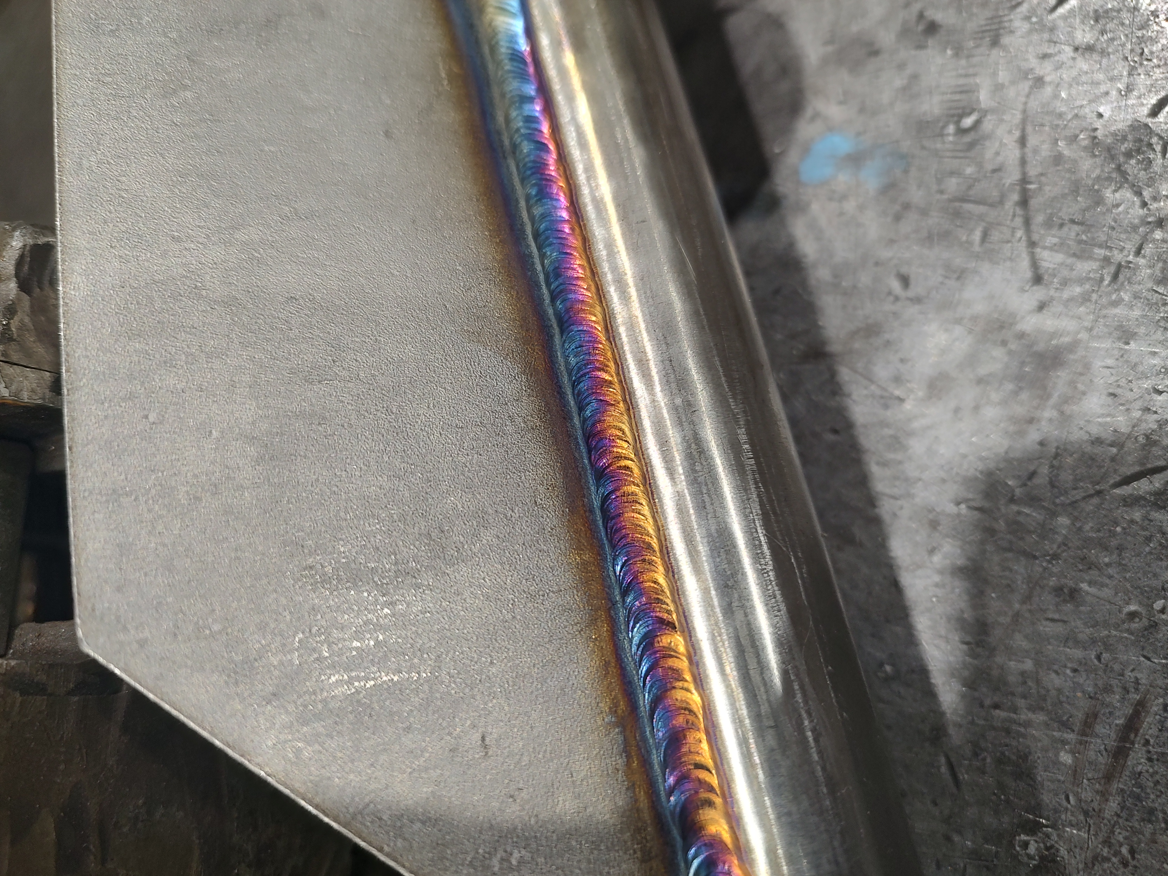 Custom Welding logo