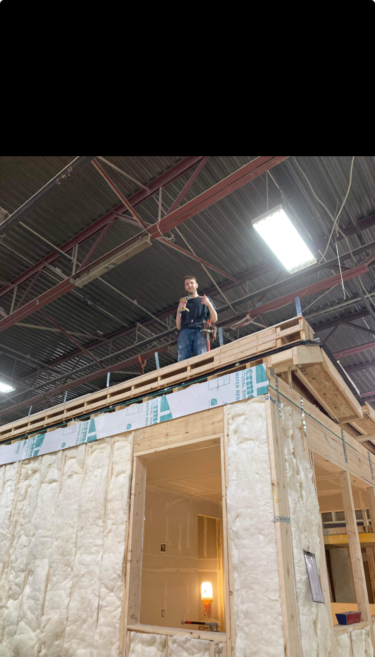 CDR Construction logo