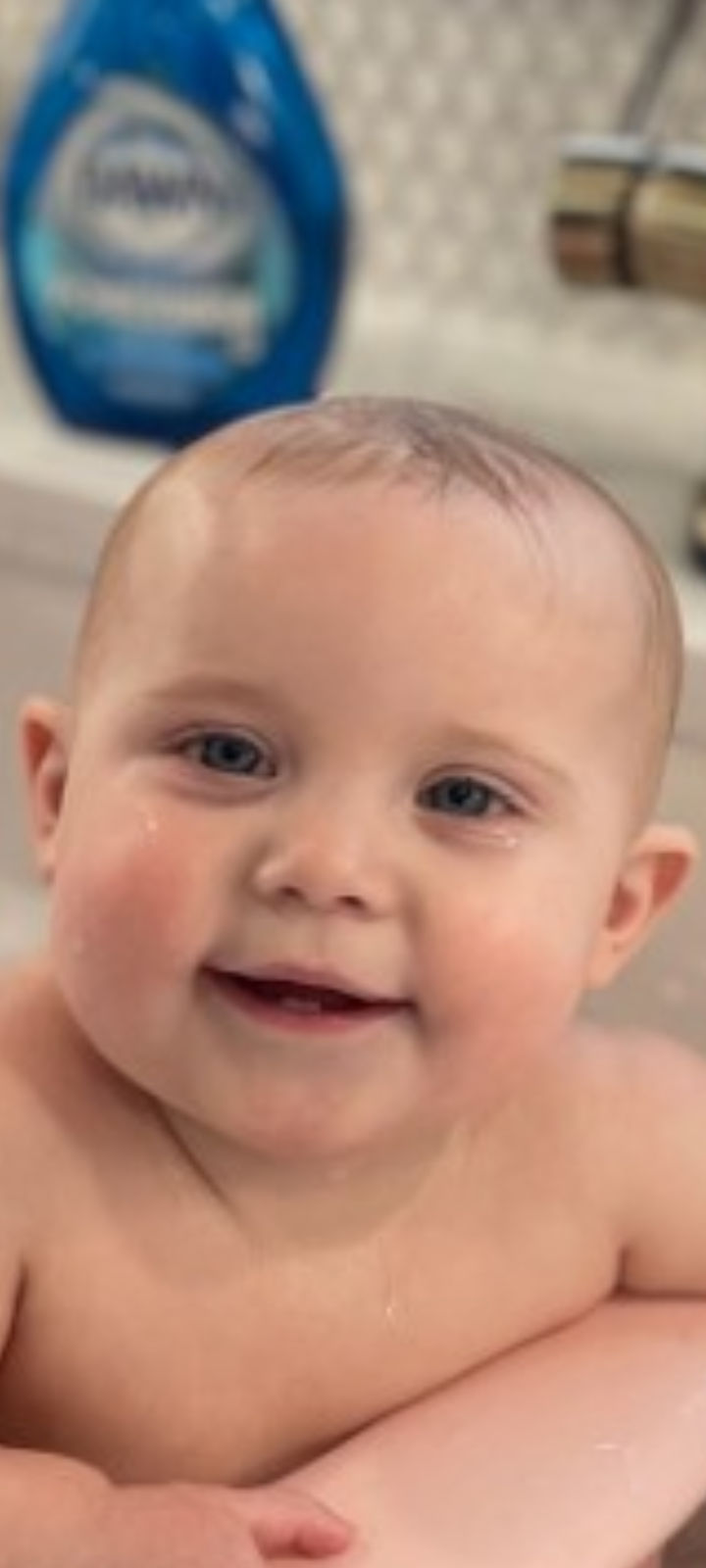 AliMay construction logo