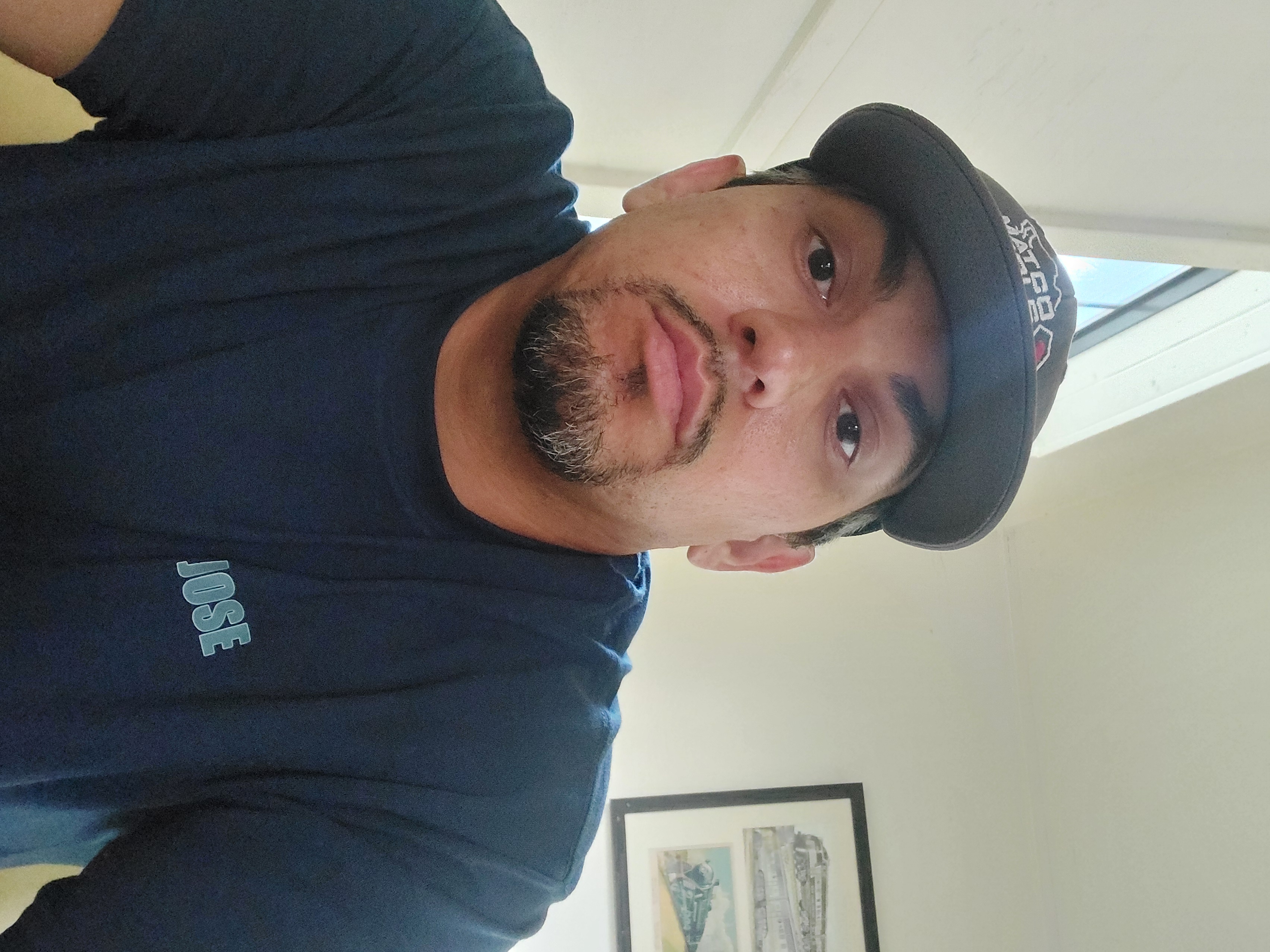 Fredos lawn services logo