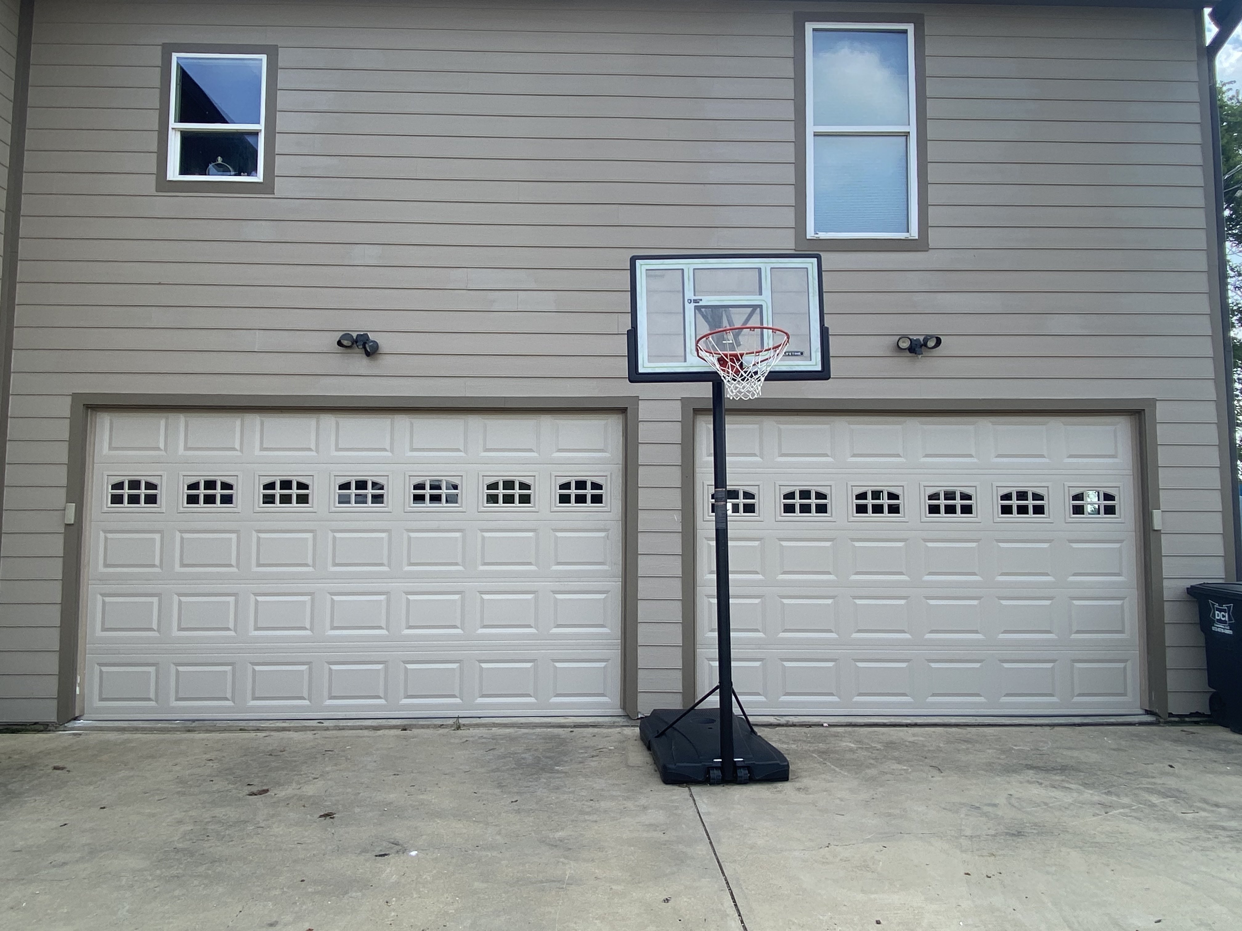 Camarillo Garage Doors LLC logo