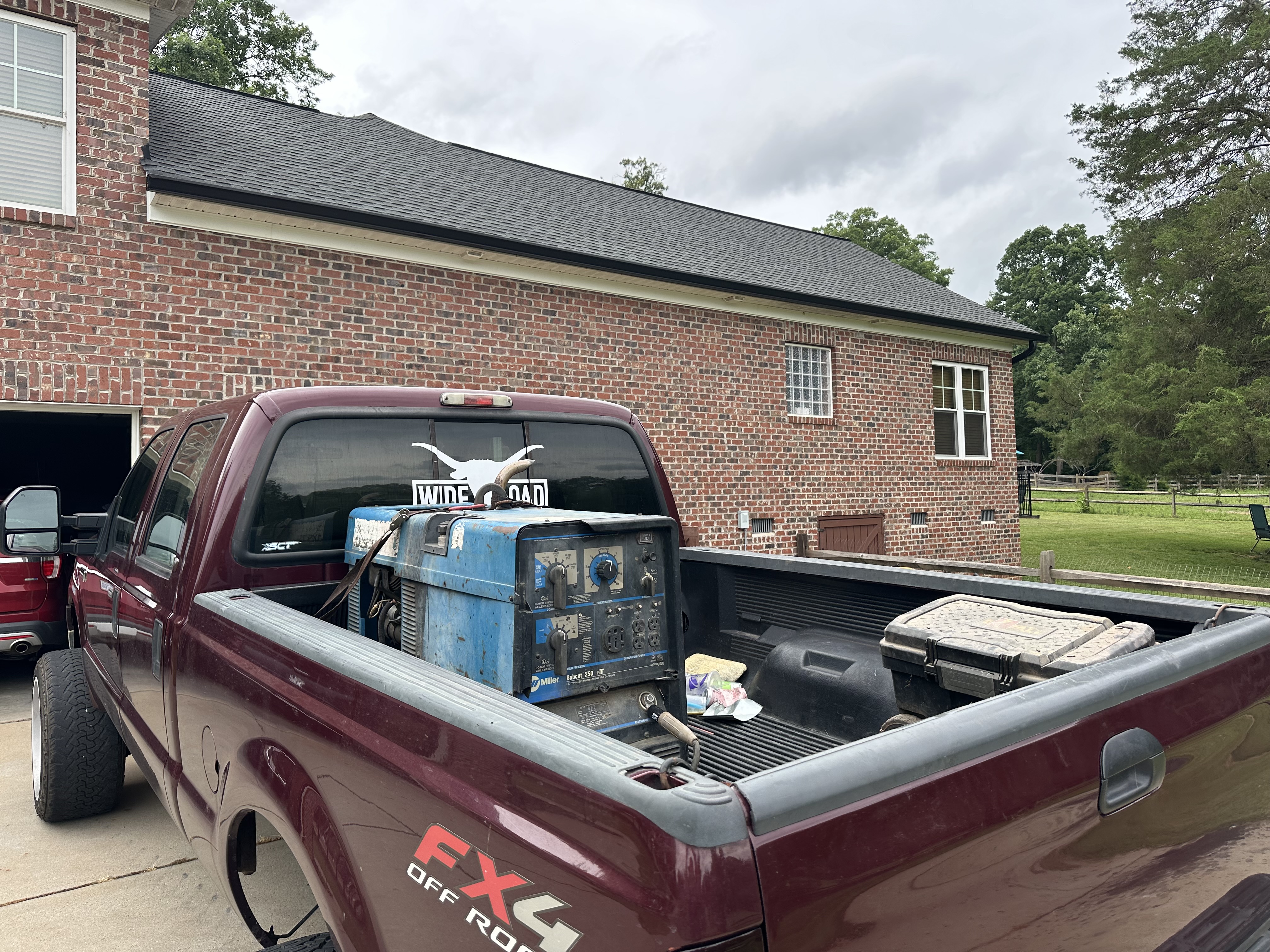 Logan mobile welding logo