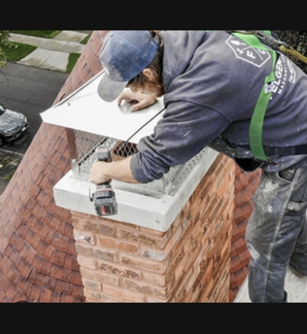 The Ideal Chimney logo