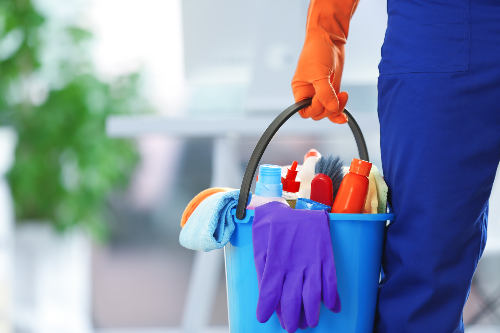 Mighty Clean Interior services logo