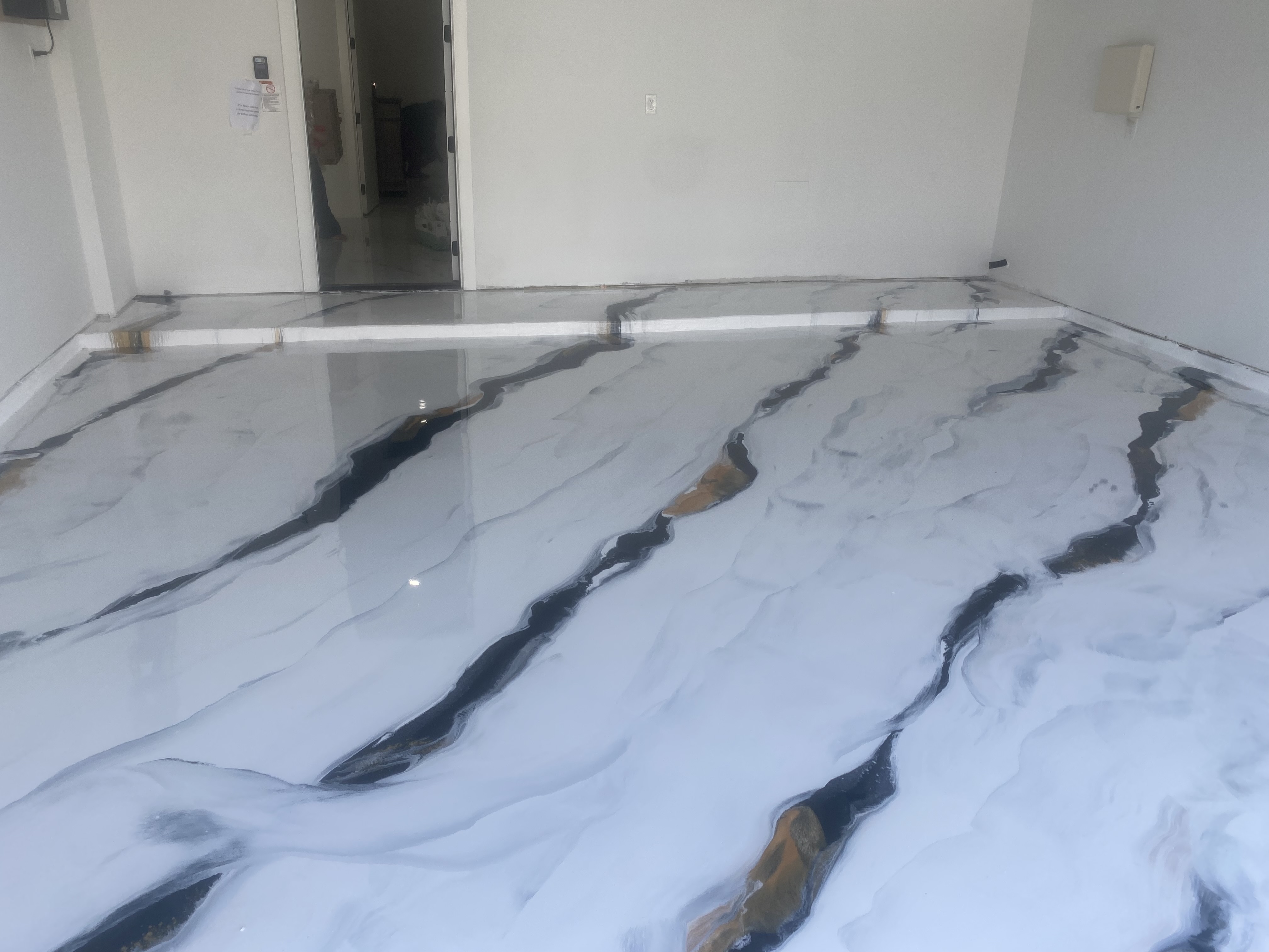 Extrem Epoxy Flooring logo