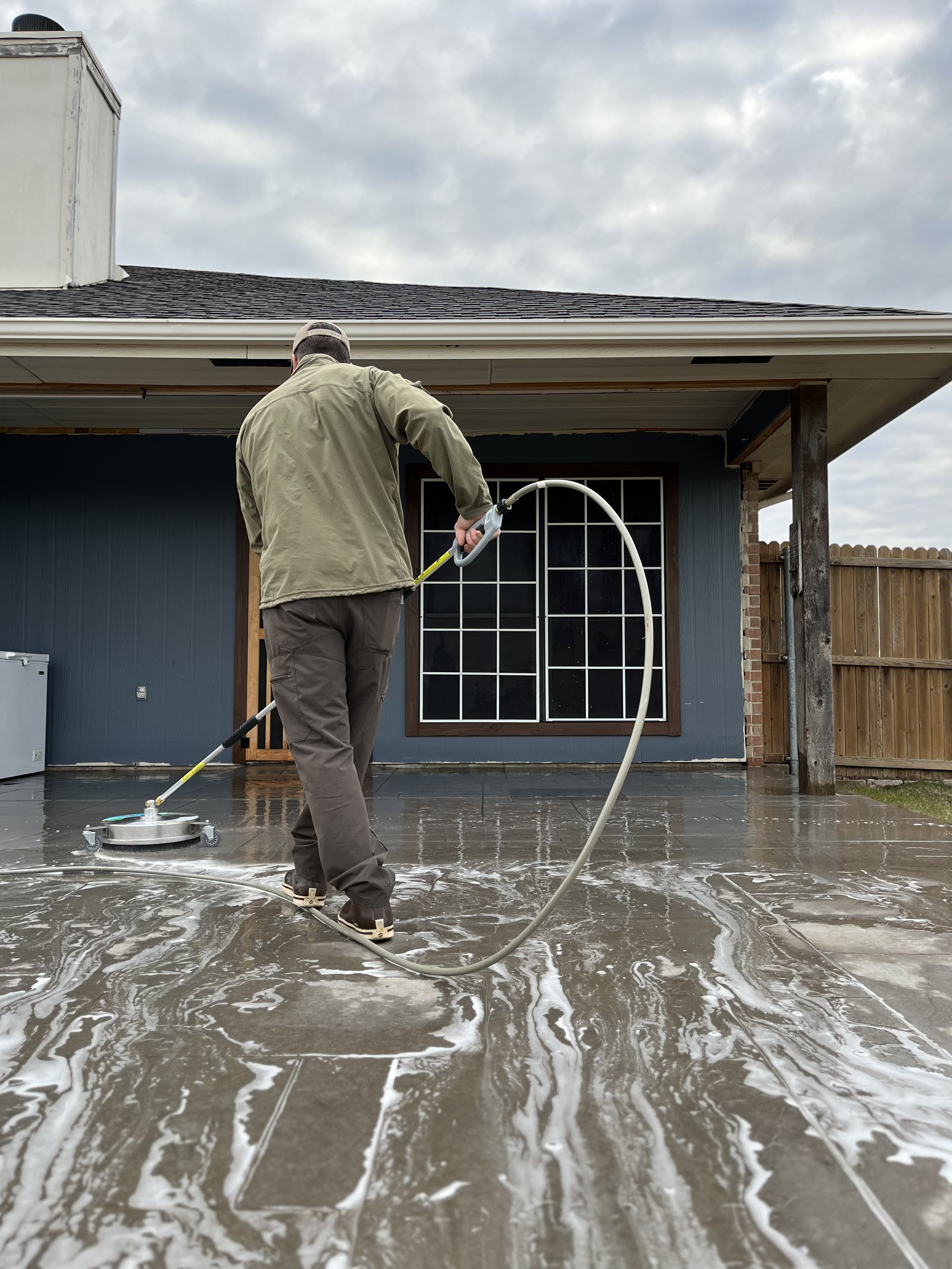 RTX Pressure Washing logo