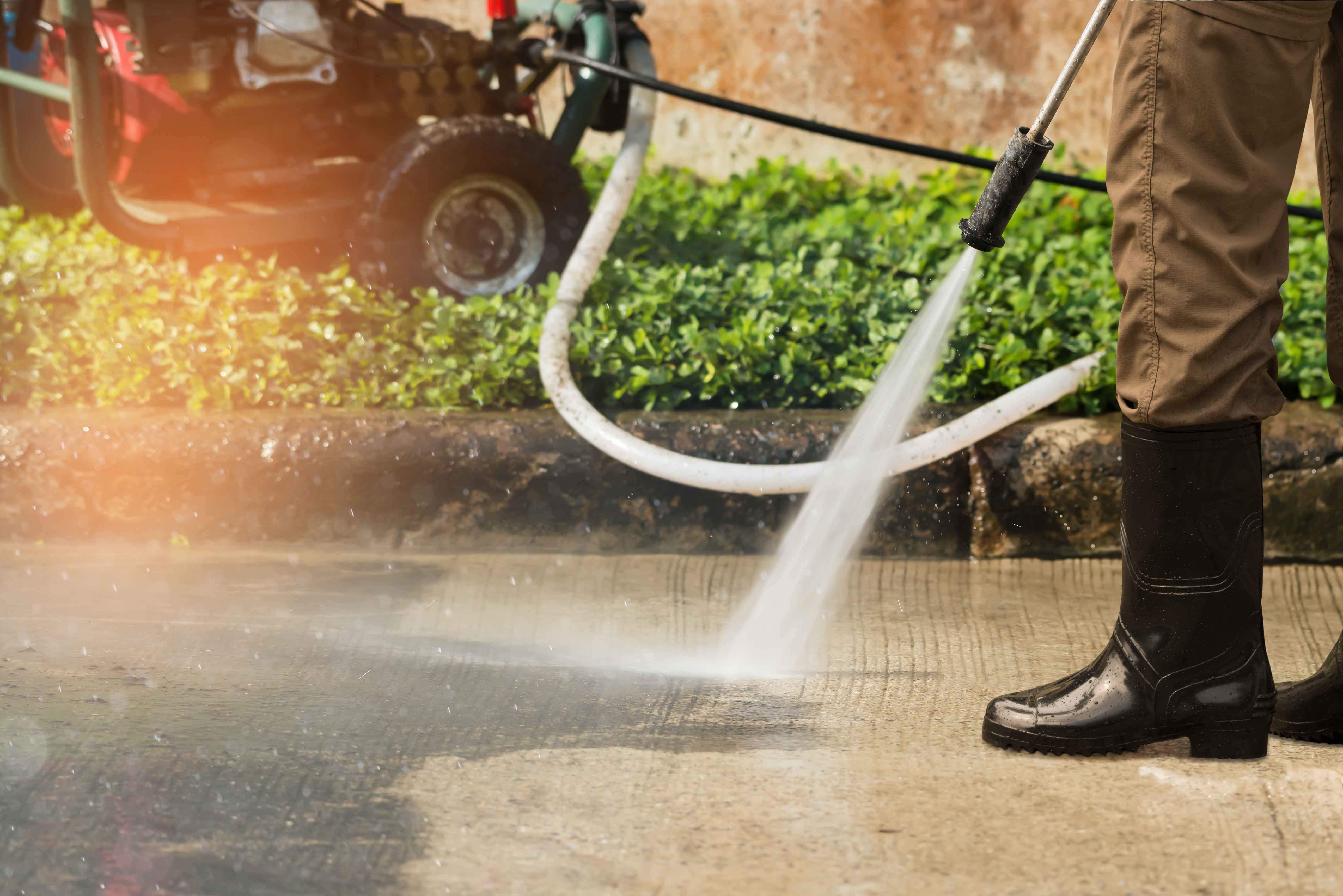 D.V cleaning services logo