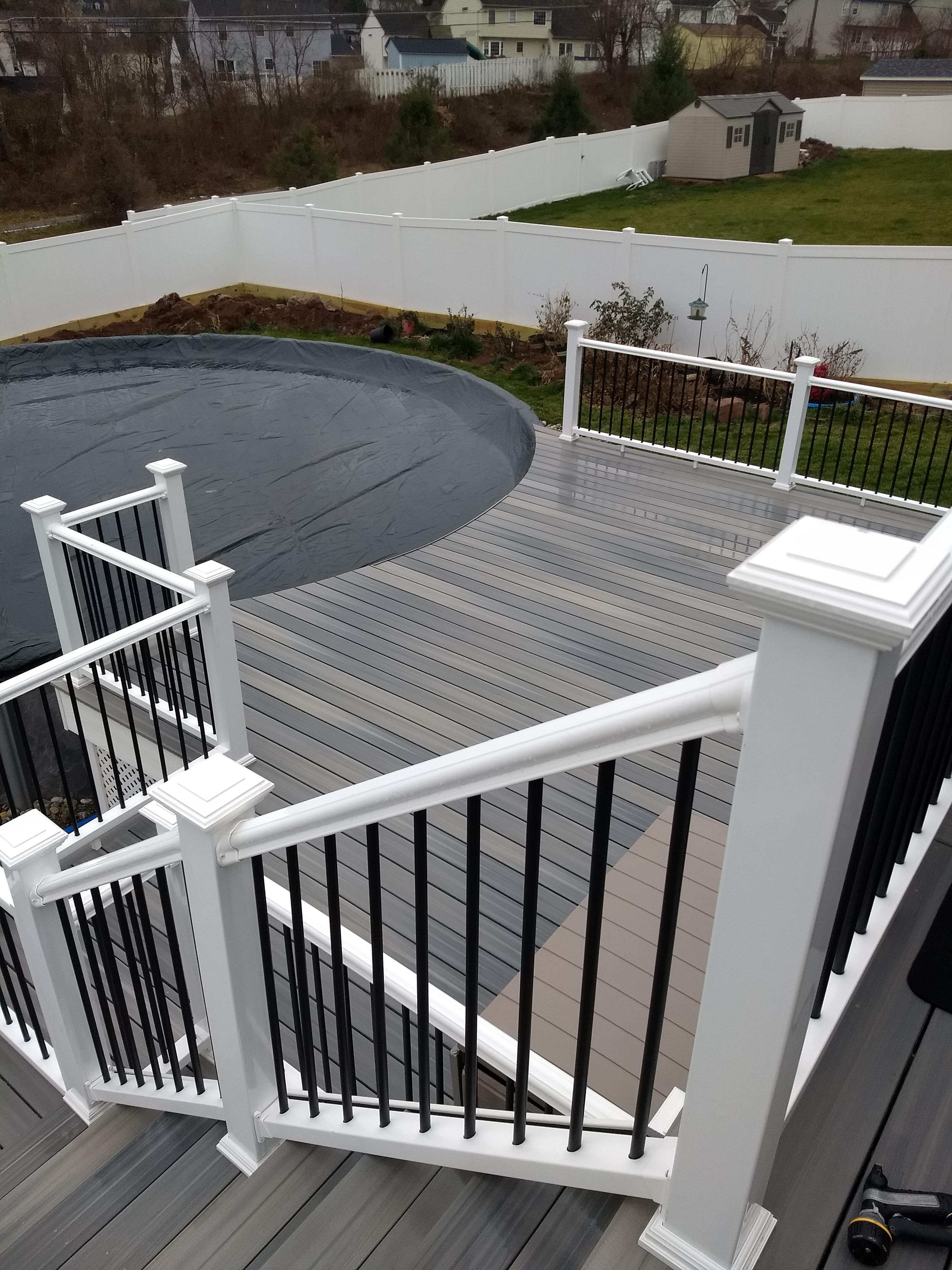 Mark Cherry Deck Builder logo