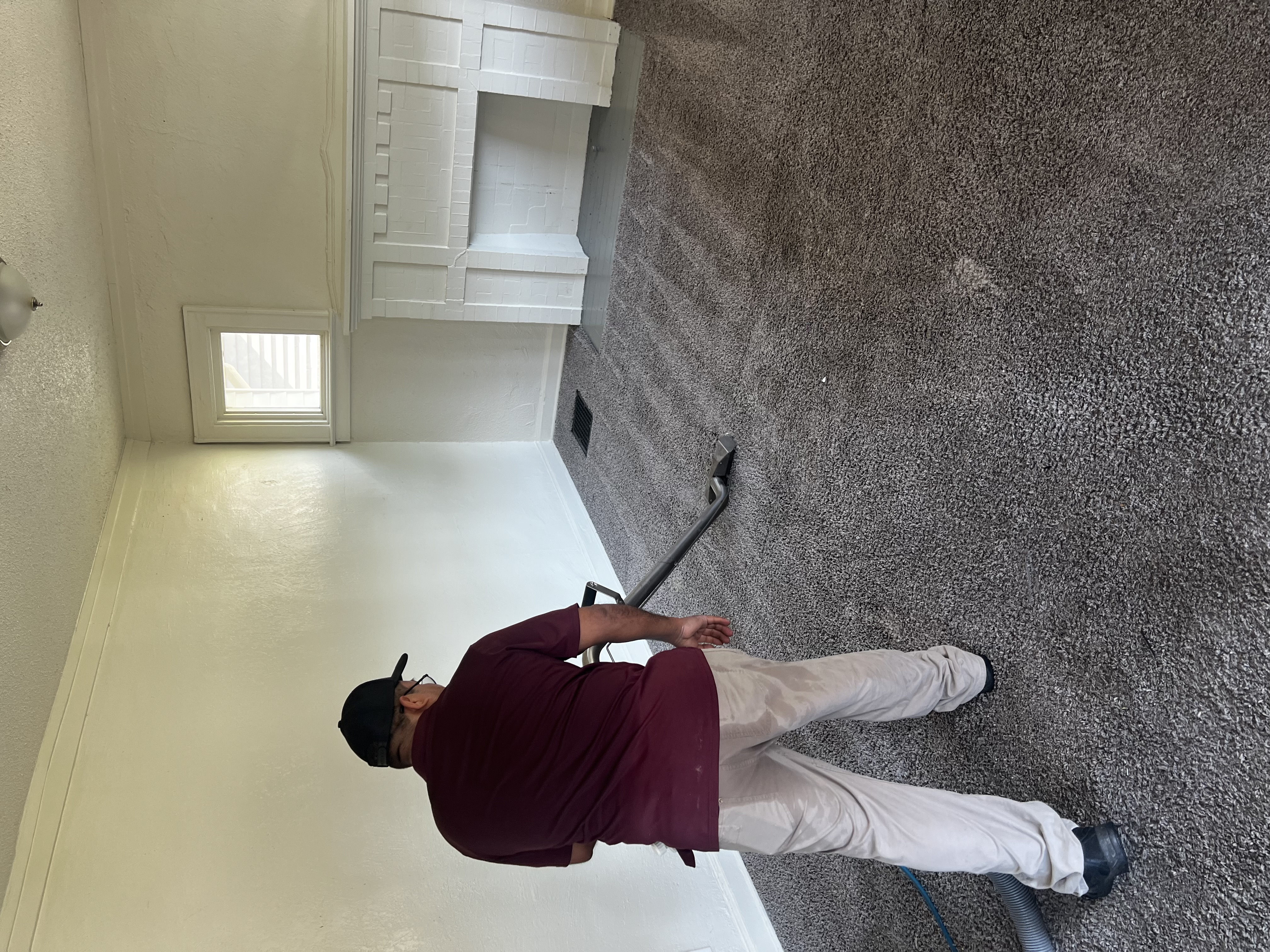 Gmolina cleaning services LLC logo