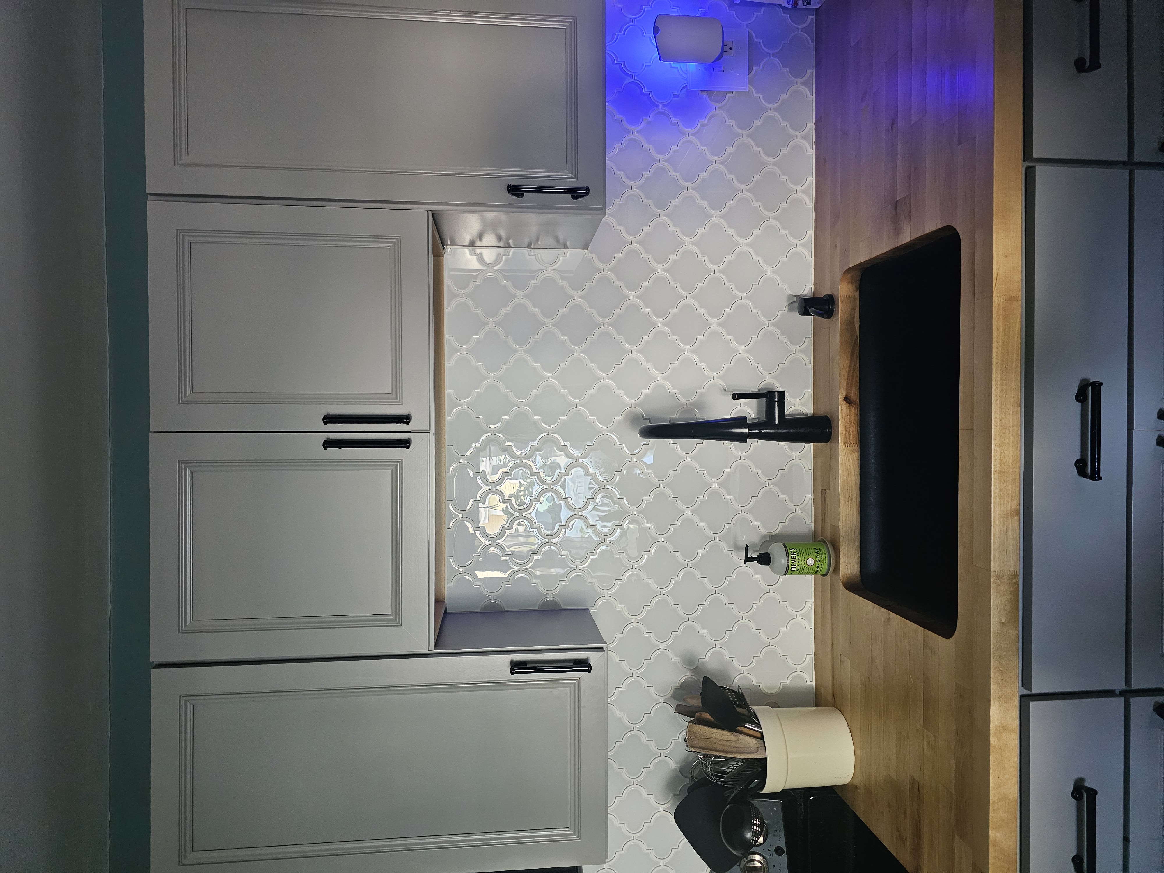 Avatar for LRC Painting and Tiling