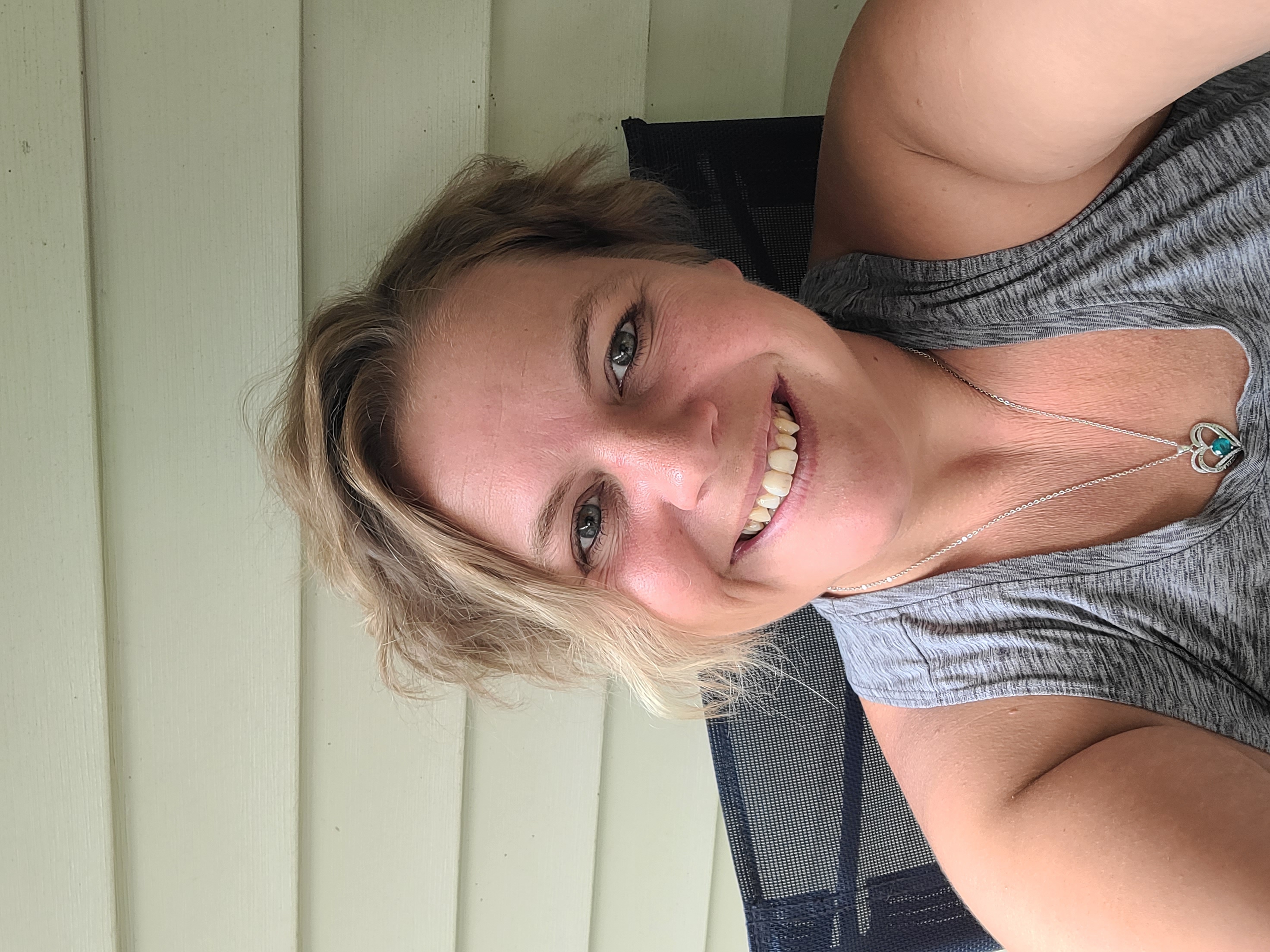 Avatar for Lindsay Bates