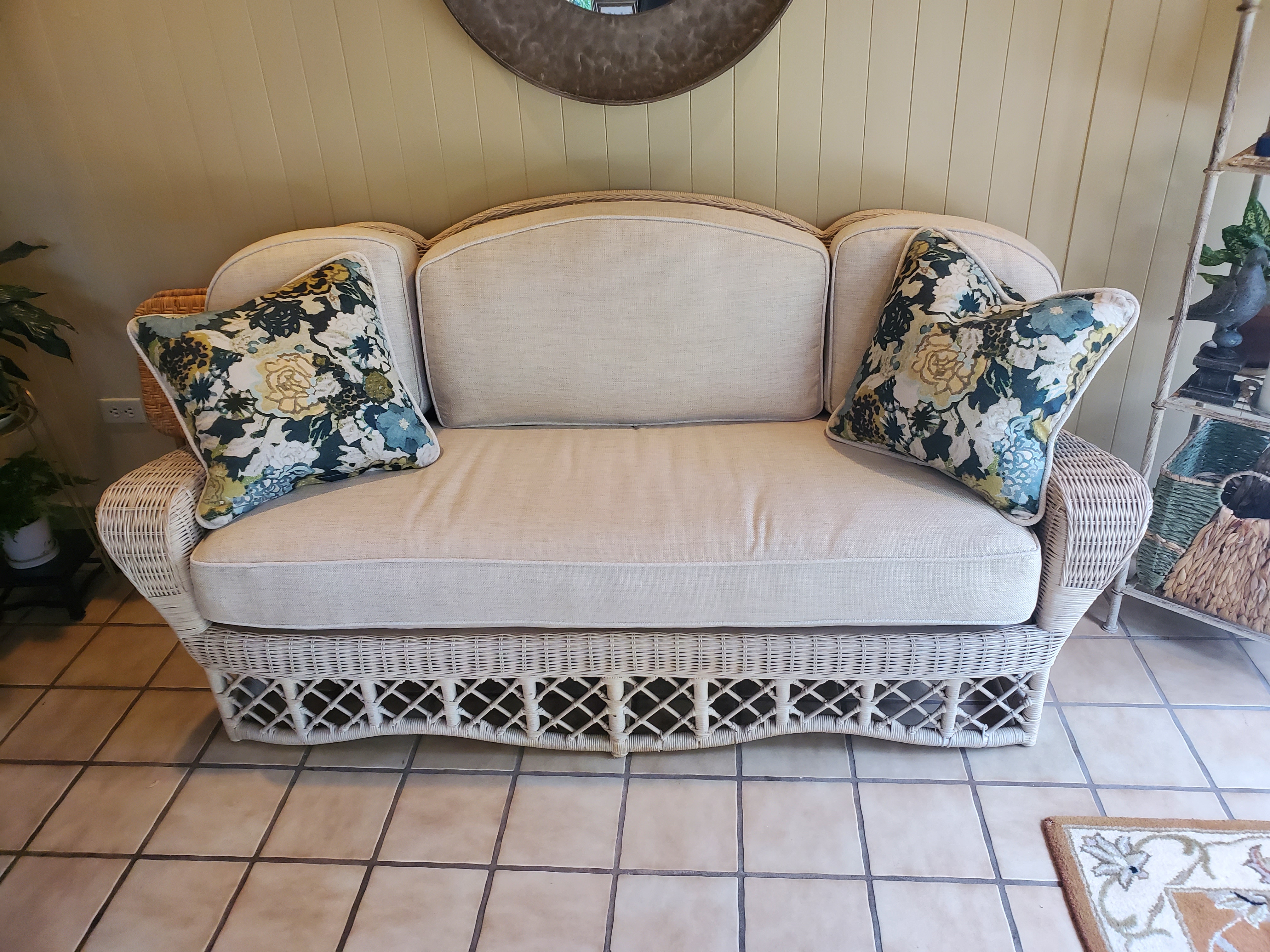 Wymac Furniture LLC logo