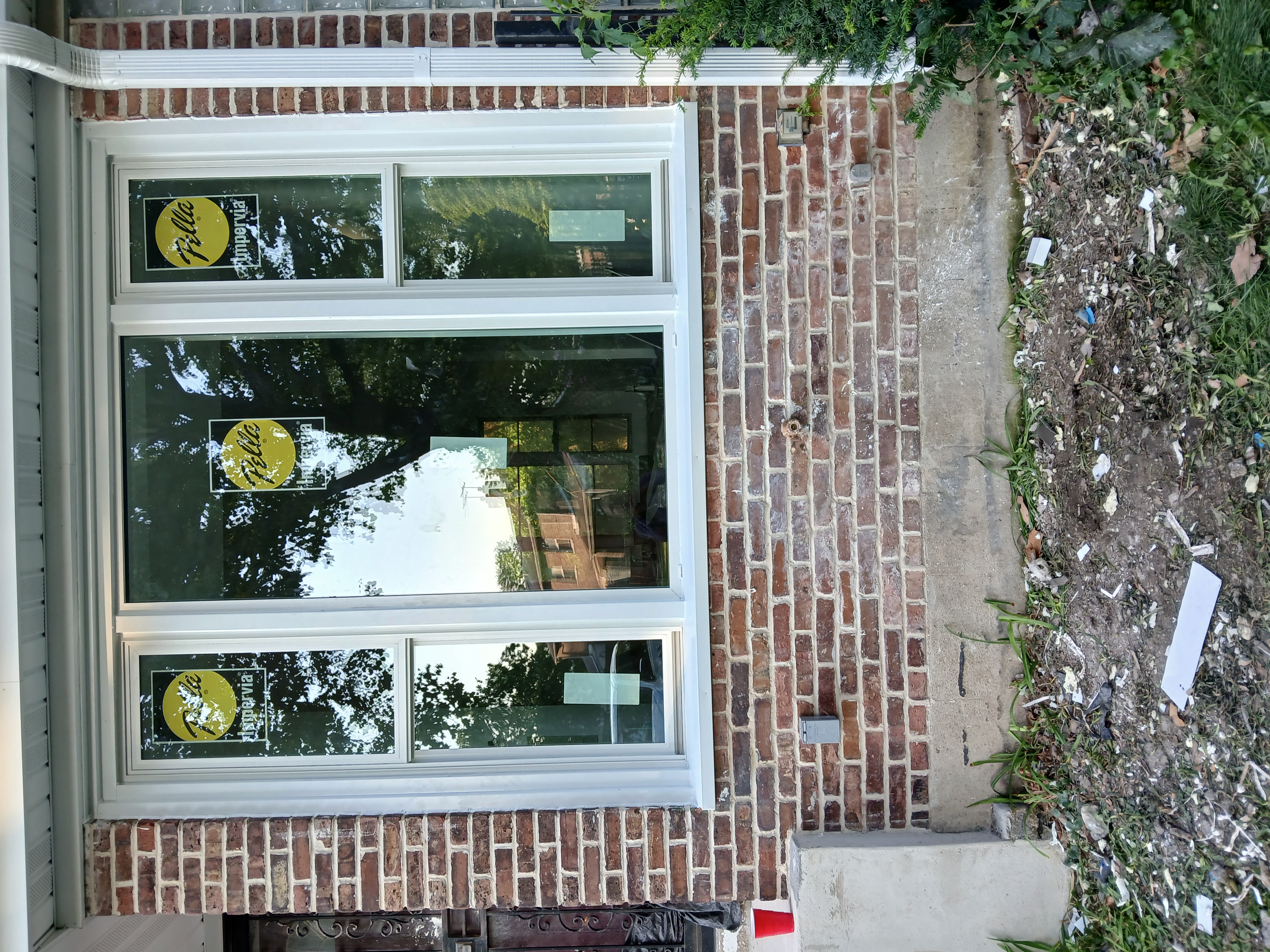 Mendoza's Windows logo