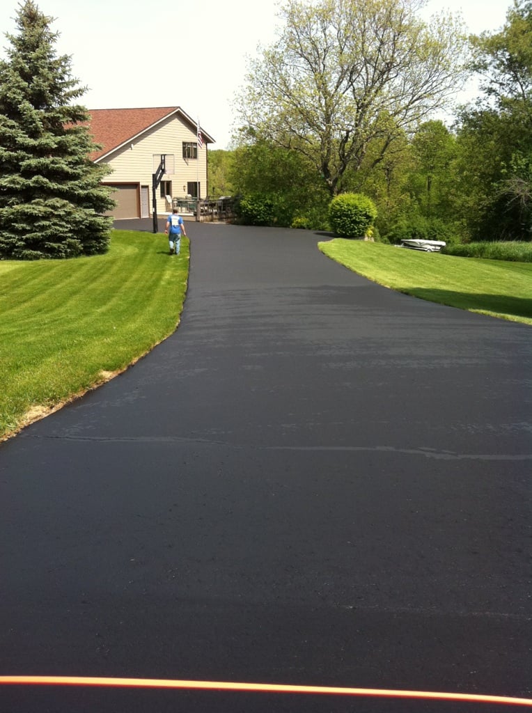Bizzy B's Asphalt logo