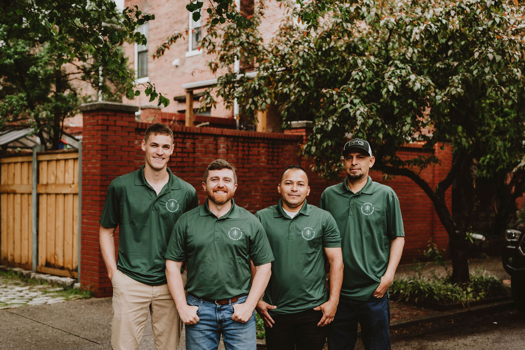 Evergreen Construction & Roofing logo