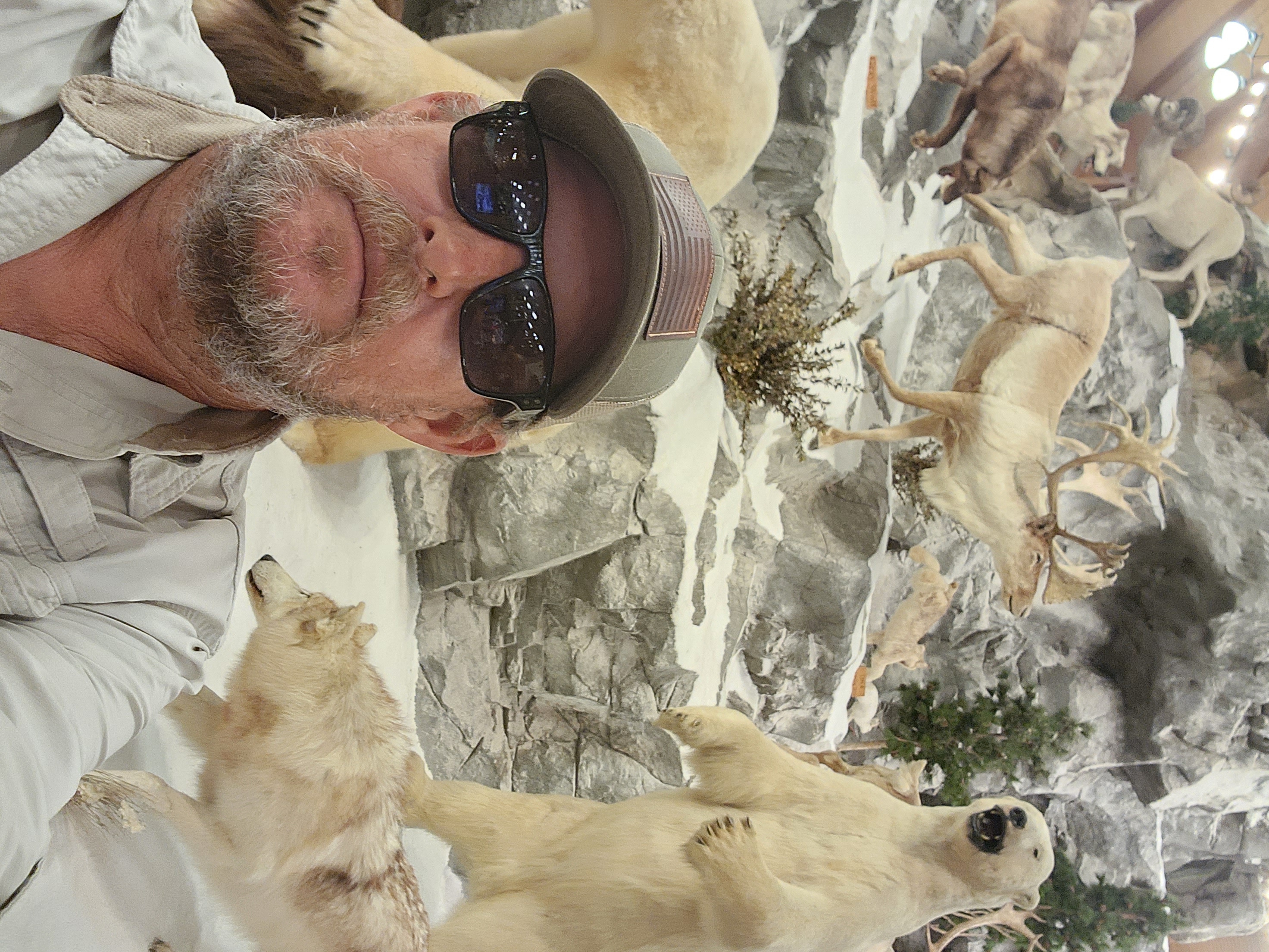 FIELD CREW SERVICES logo