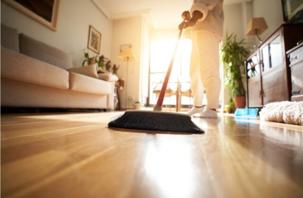Completely Elegant Cleaning logo