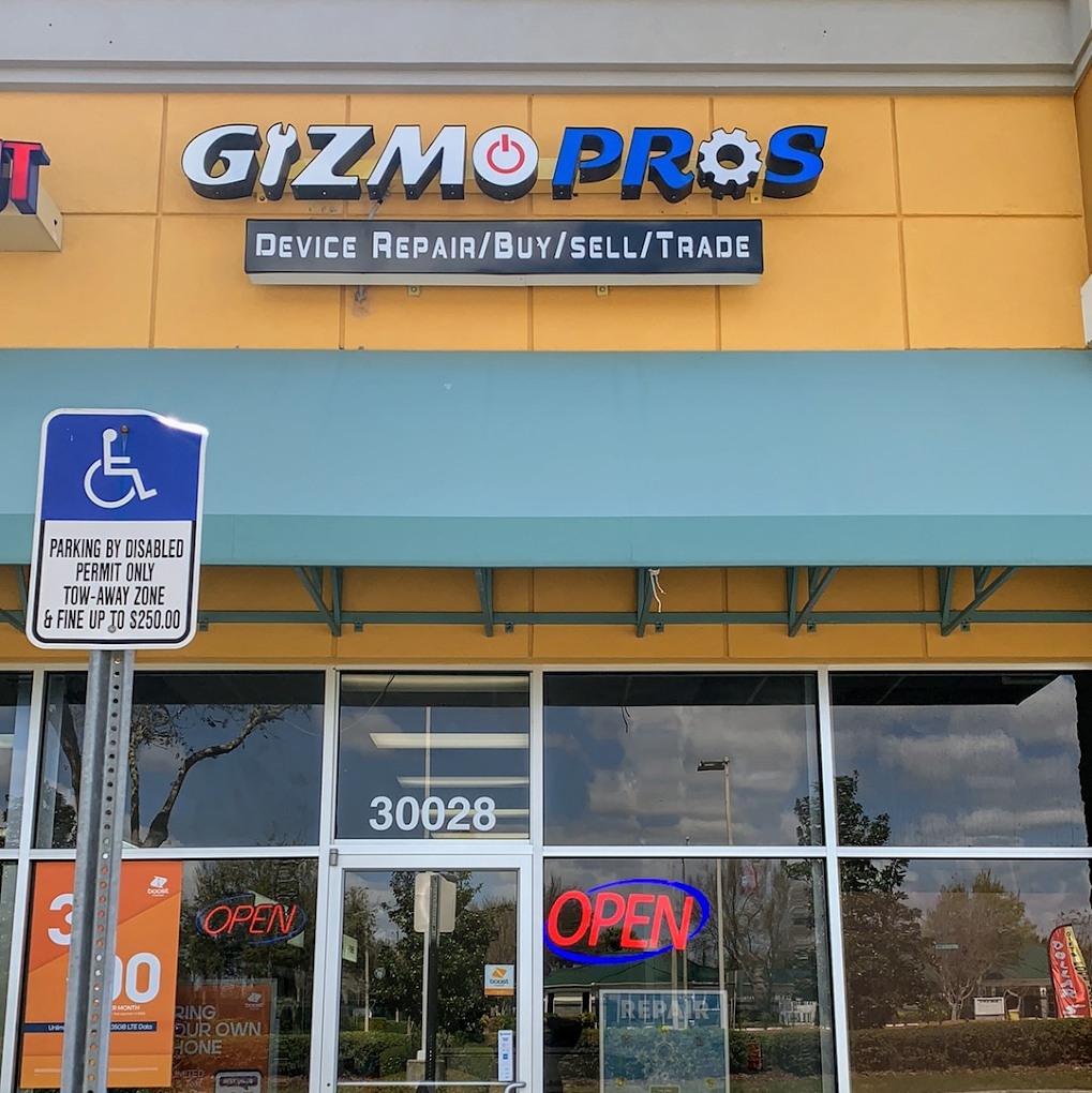 Gizmo Pros logo