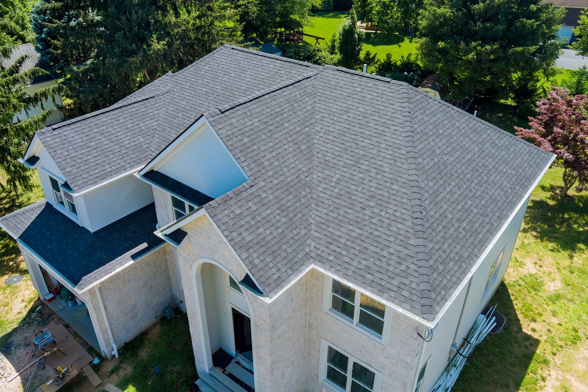 Taylor Roofing logo