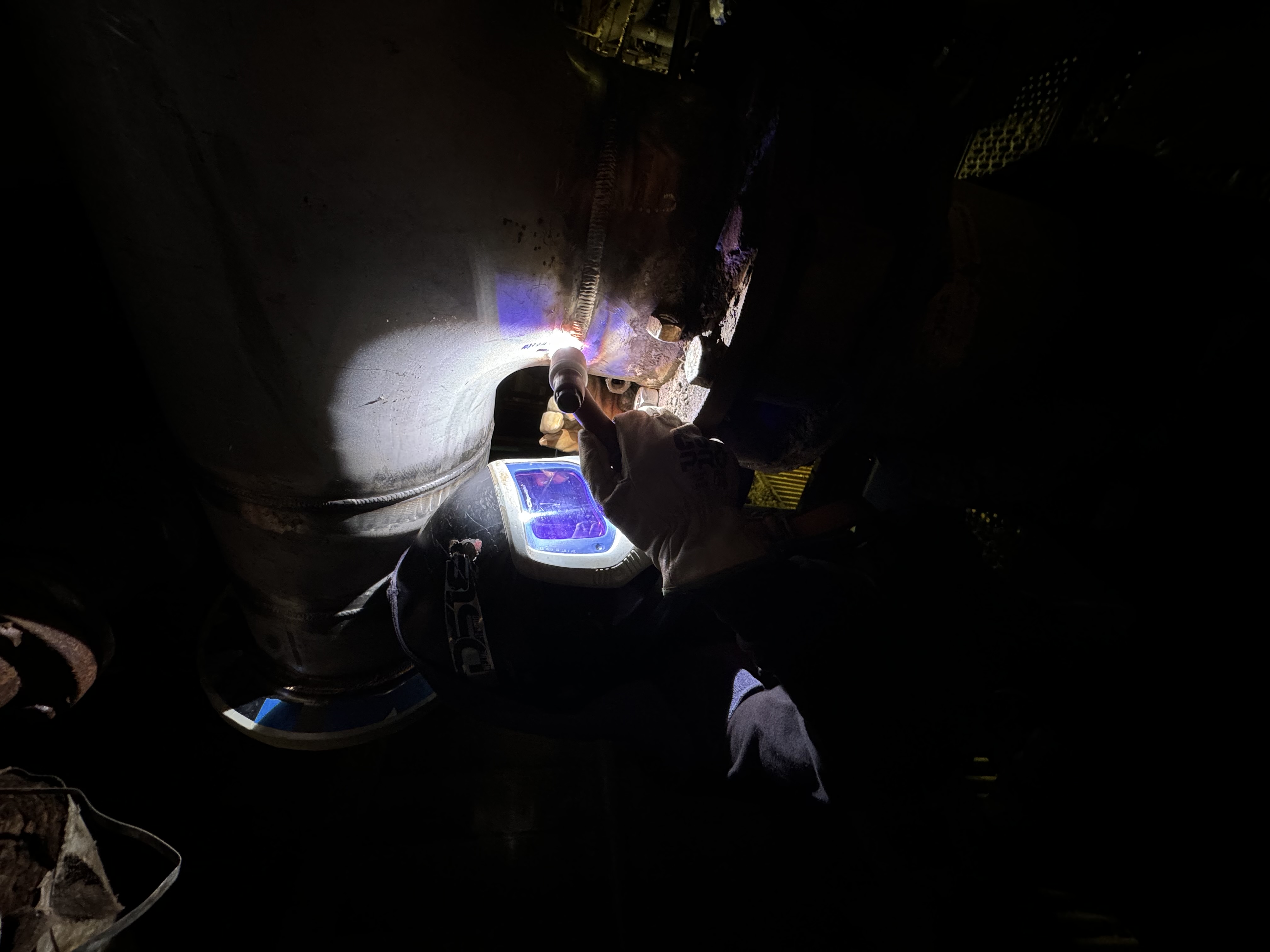 Defined Fabrication & Welding LLC logo