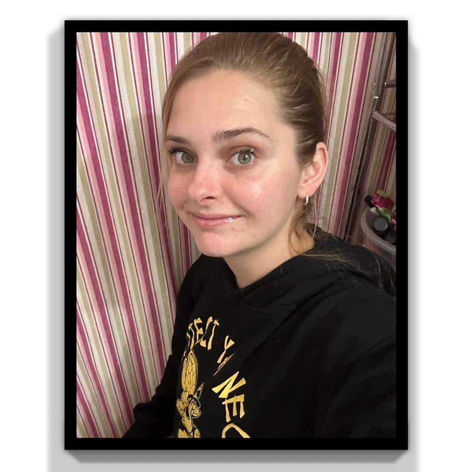 Mollie Rogers Cleaning logo