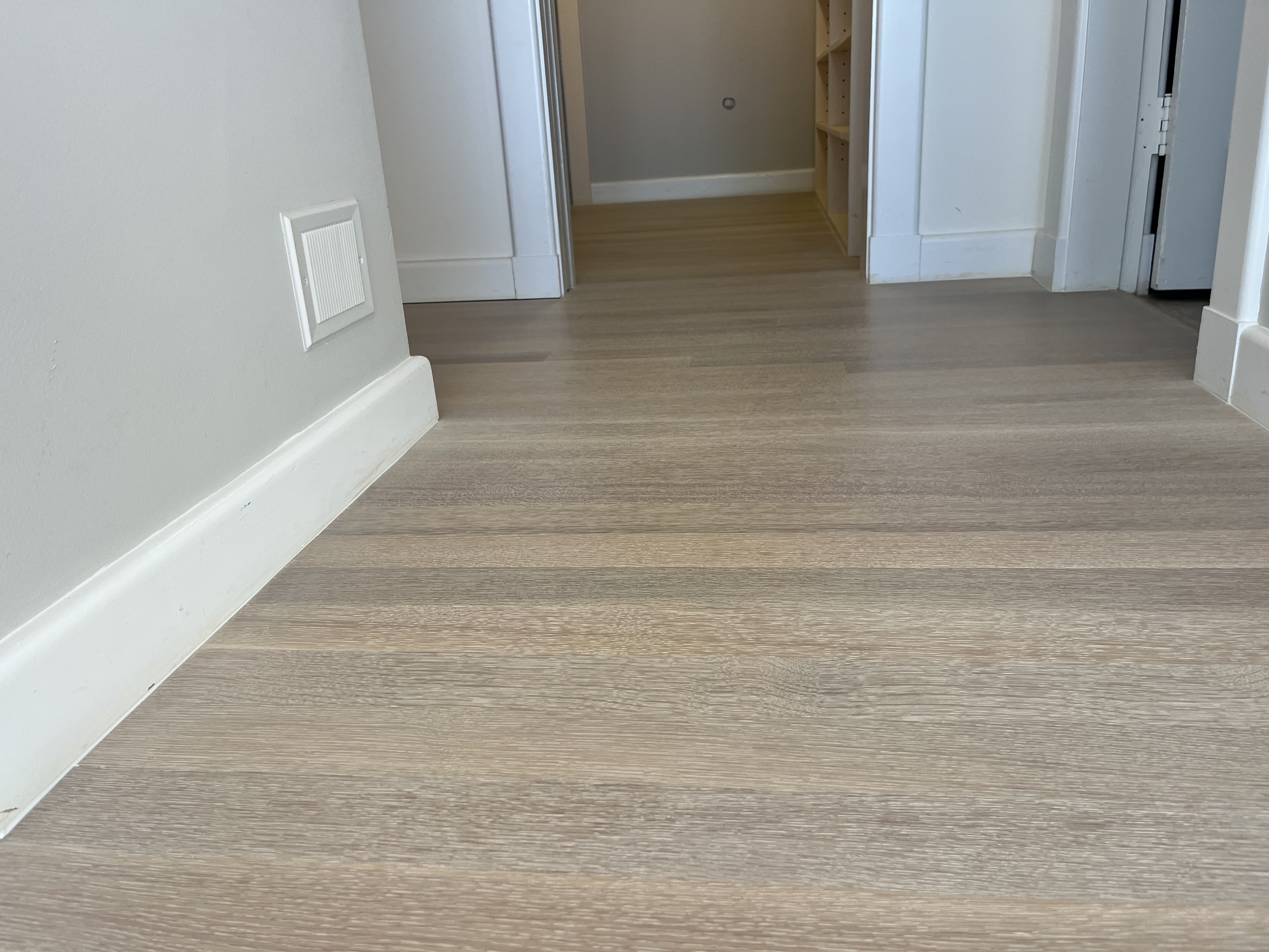 Silva hardwood floor logo