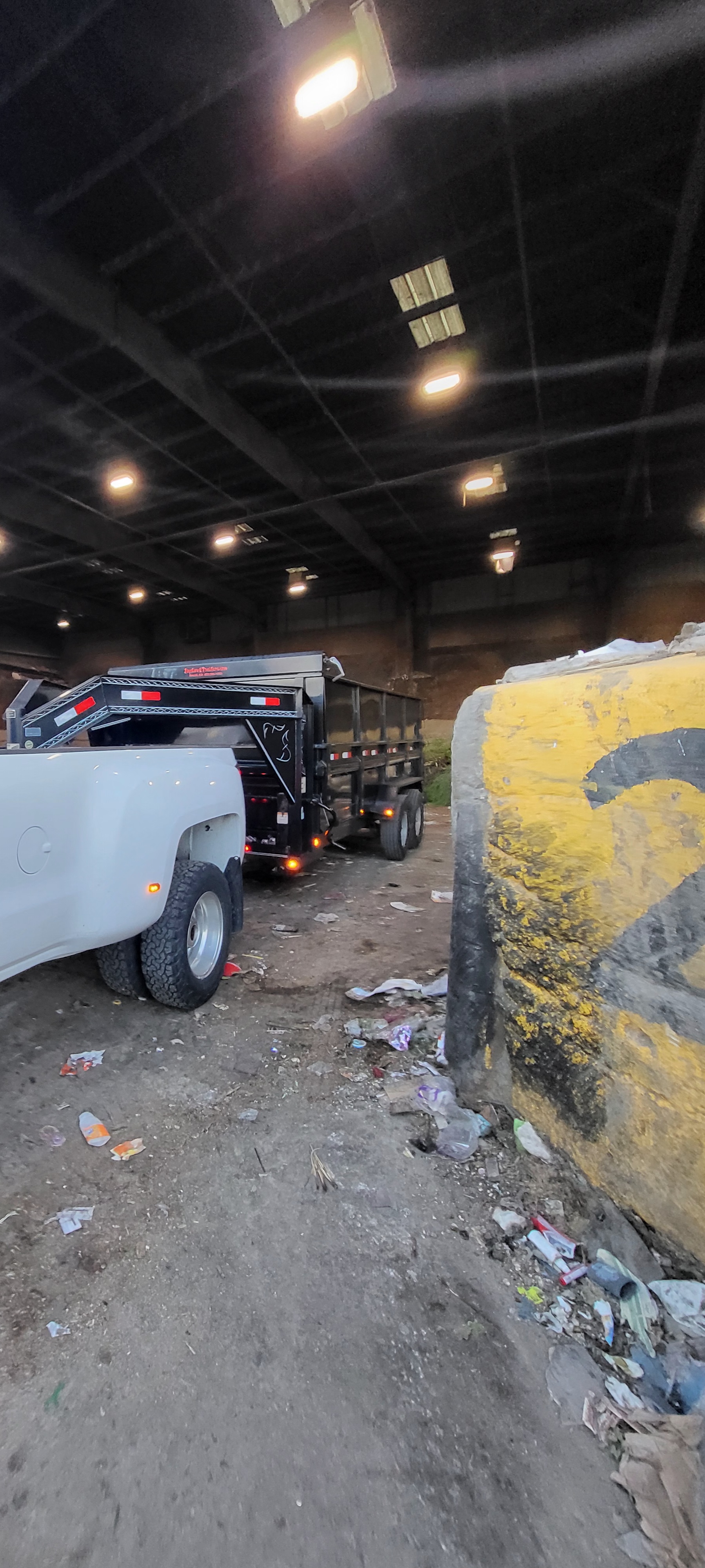 1stLoad junkremoval & Hauling logo