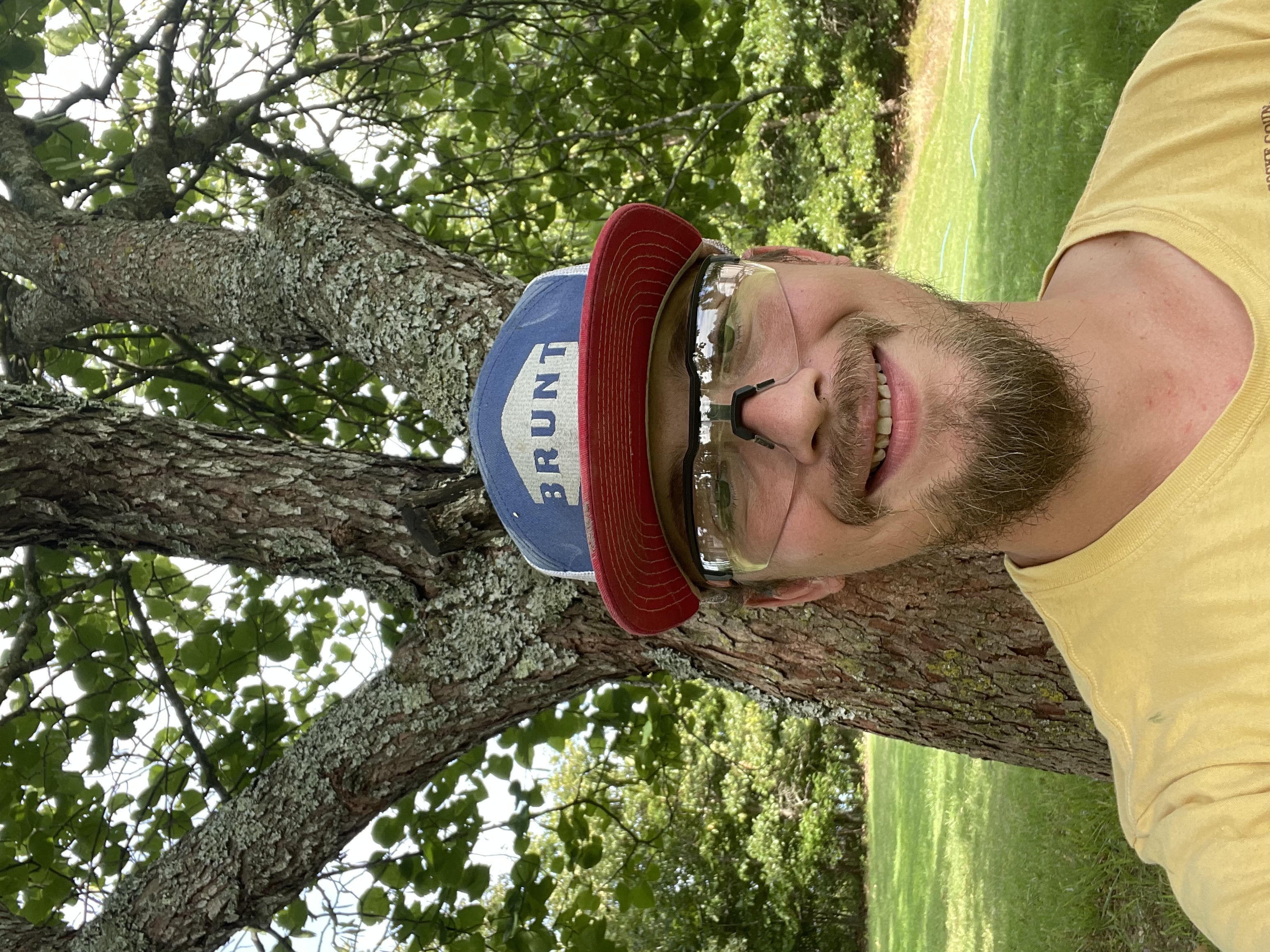 Brad's Handyman Services logo