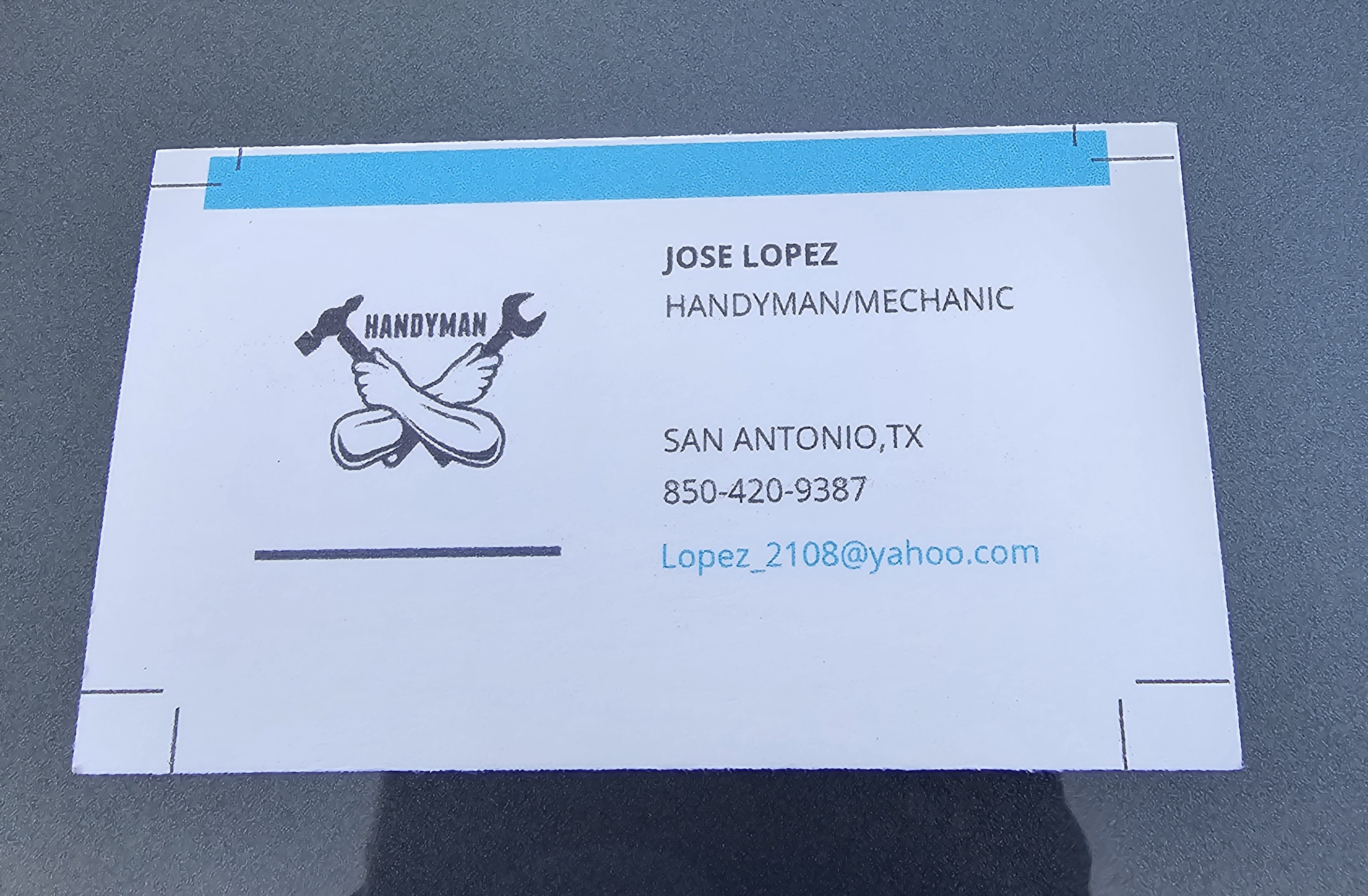 LOPEZ HANDY SERVICES logo