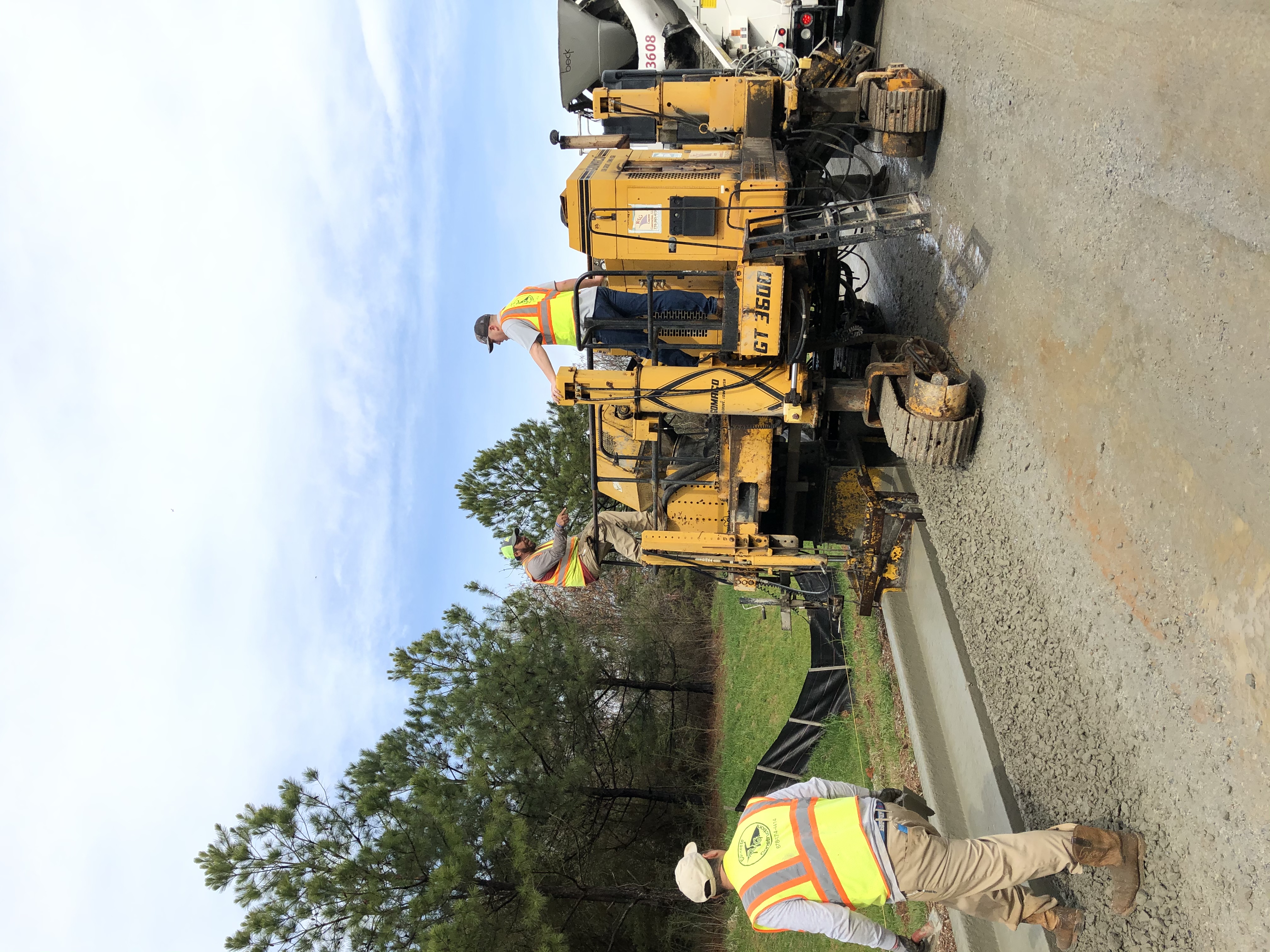RTG Concrete Construction, LLC logo