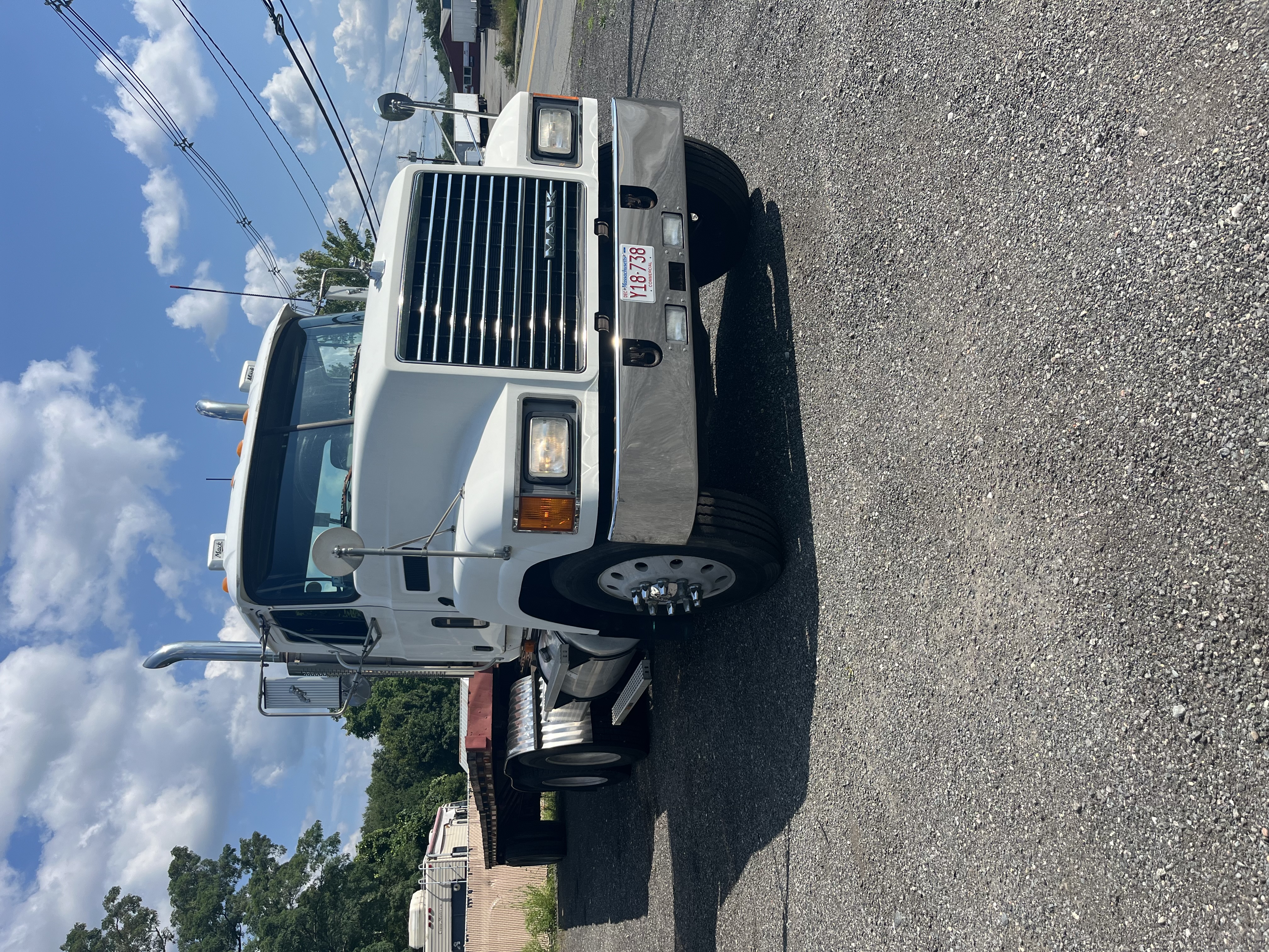 Avatar for Menard trucking llc