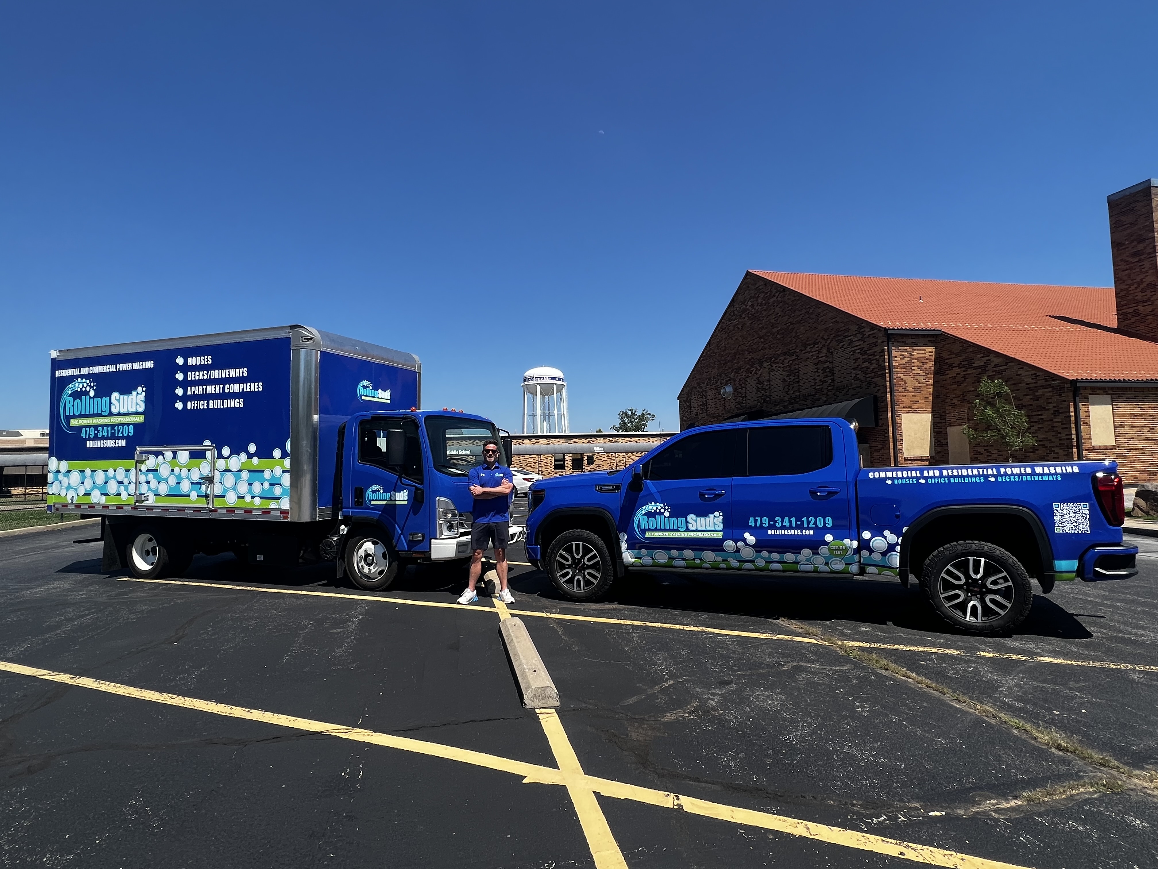 Rolling Suds Fayetteville-Bentonville logo