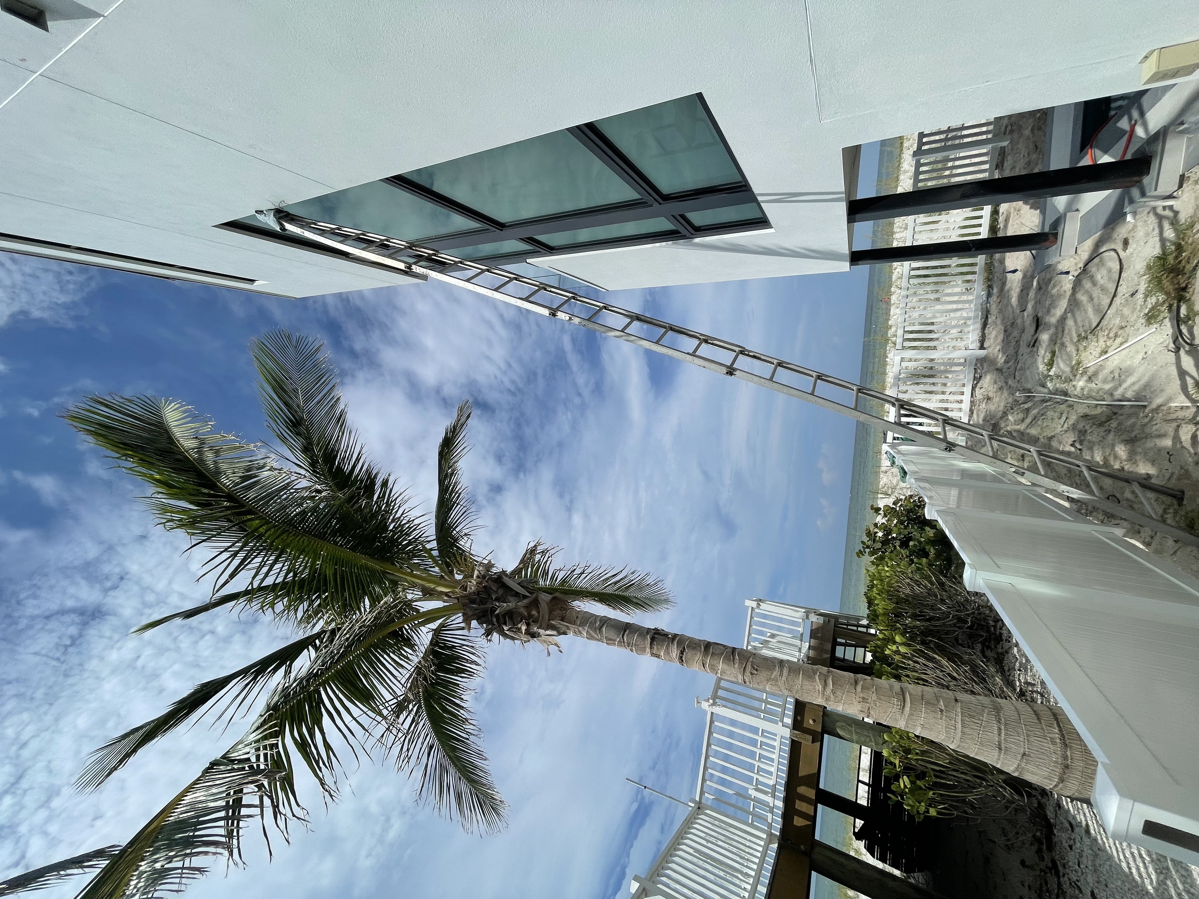 Sol Breeze Window Cleaning & Building Solutions logo