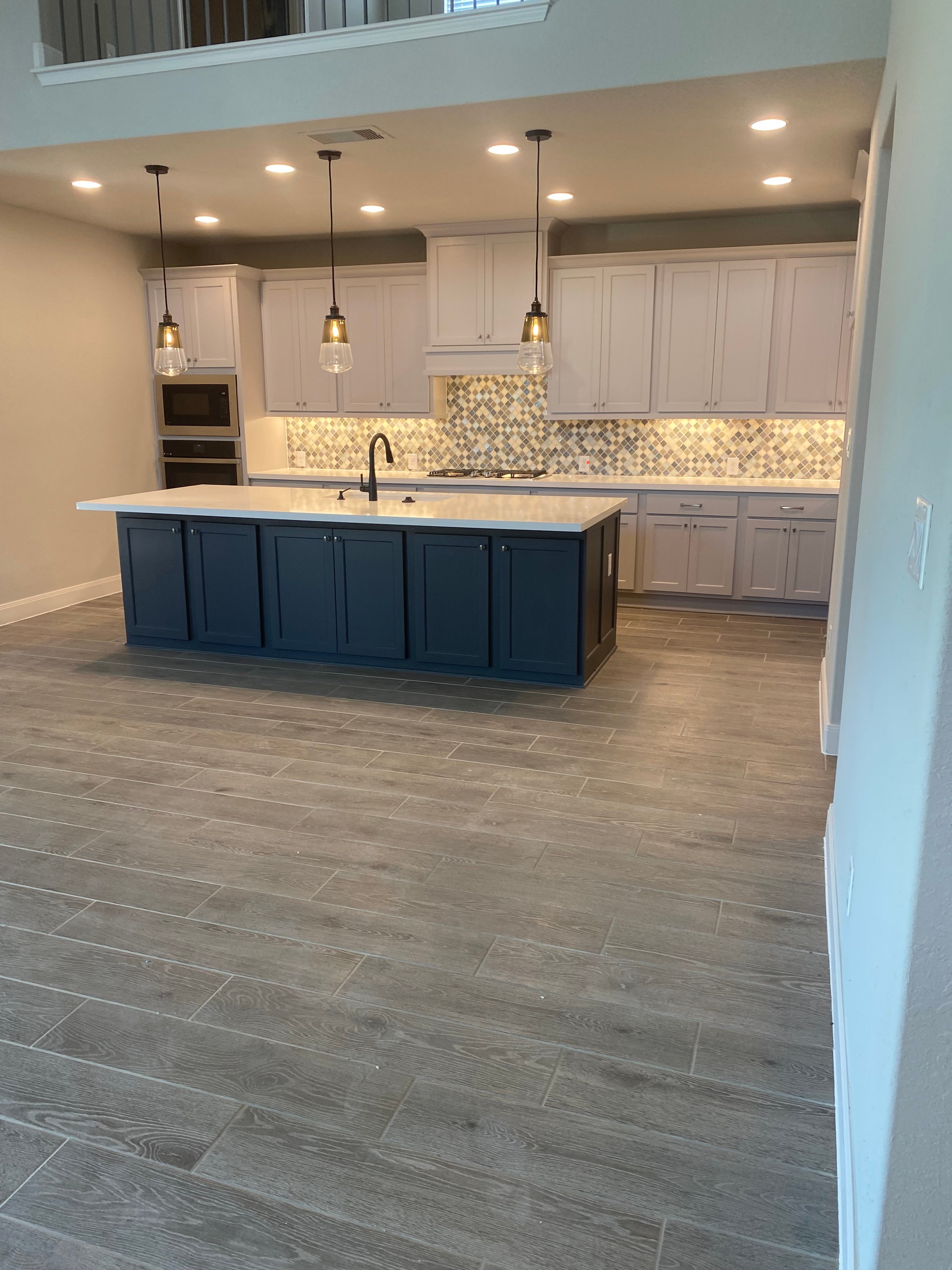 Avatar for R&Q flooring design