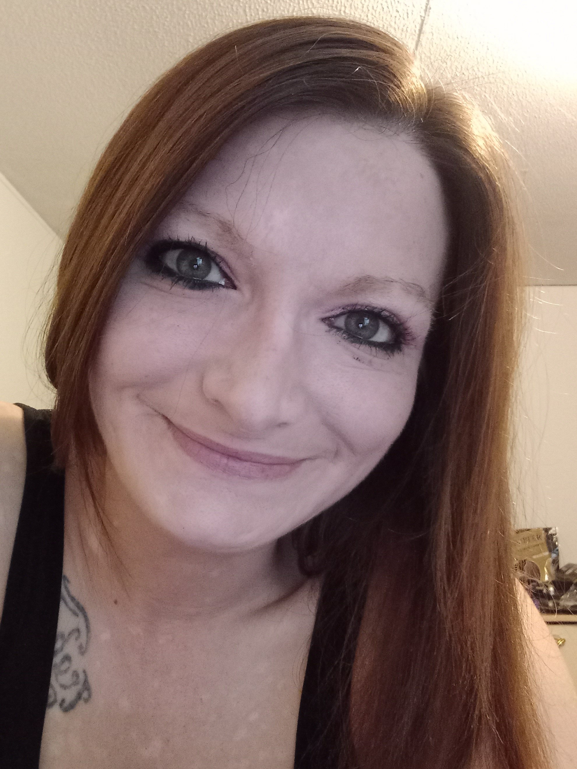Amber Hinshaw logo