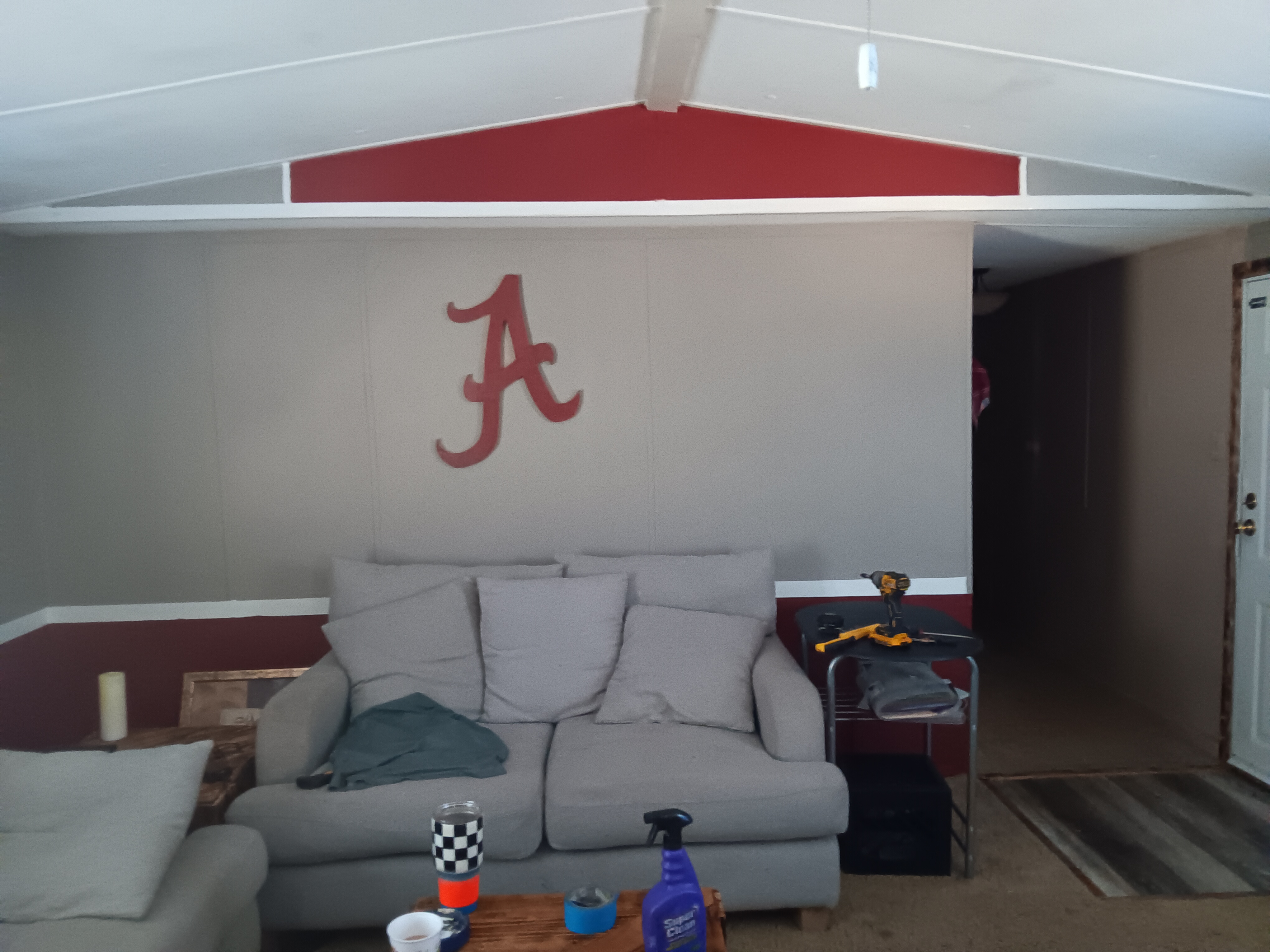 B&B painting logo
